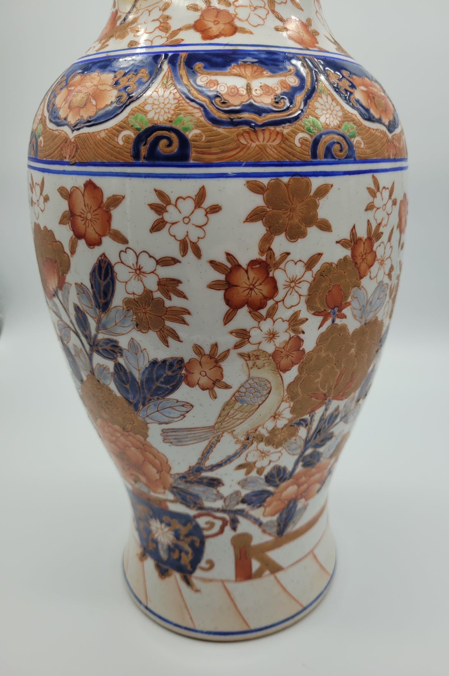 Antique Japanese IMARI Large Baluster Vase