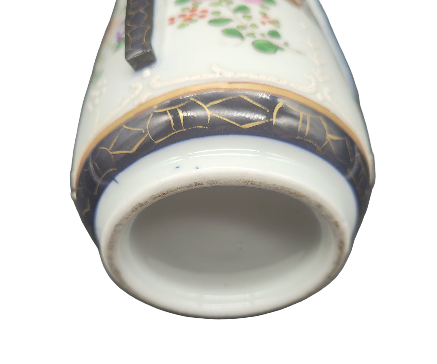 Chinese Porcelain Armorial Vase / Chinese Export Style Vase Samson?