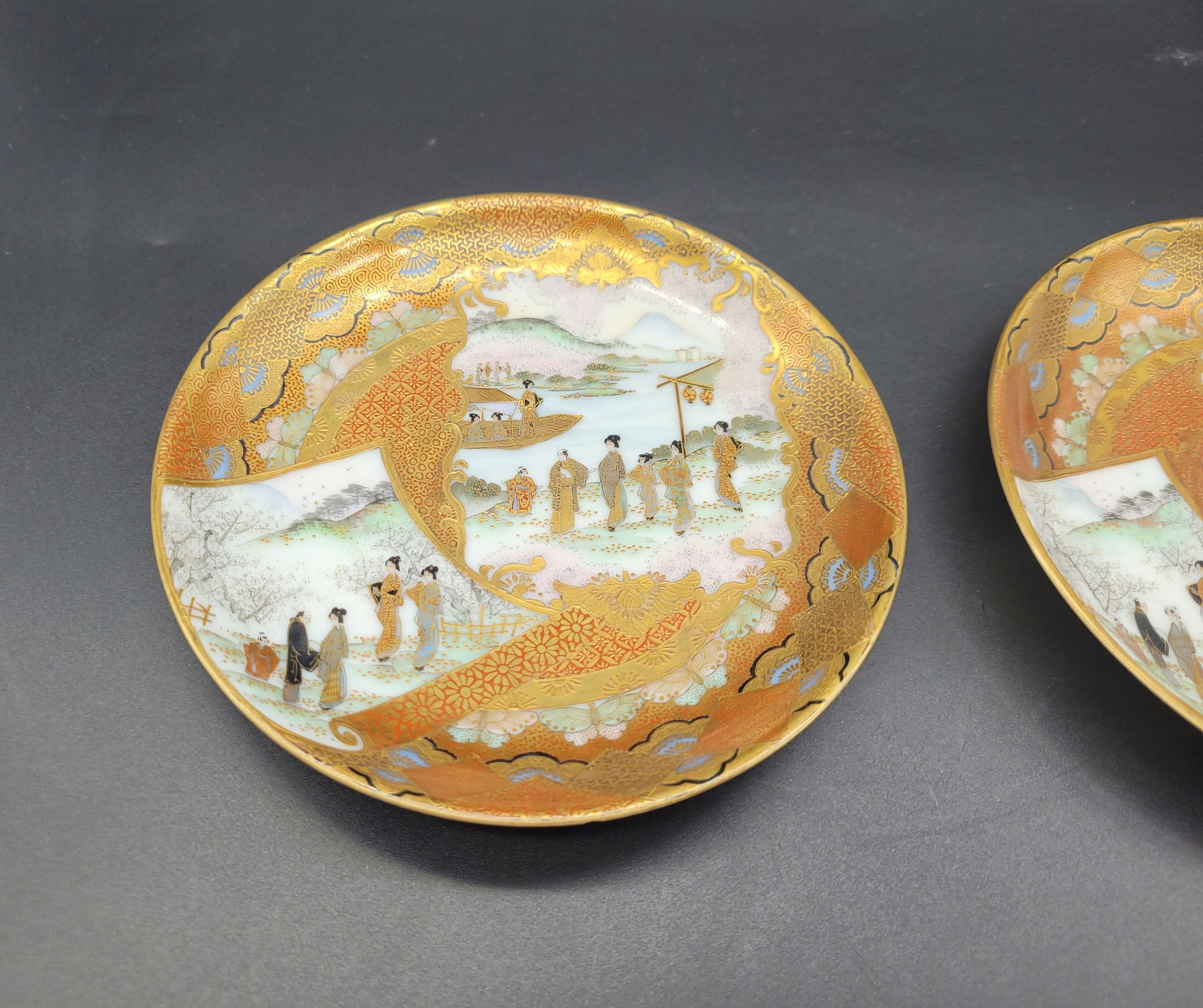 Antique Japanese Satsuma 19th Century Hand Painted Plates Signed Pair