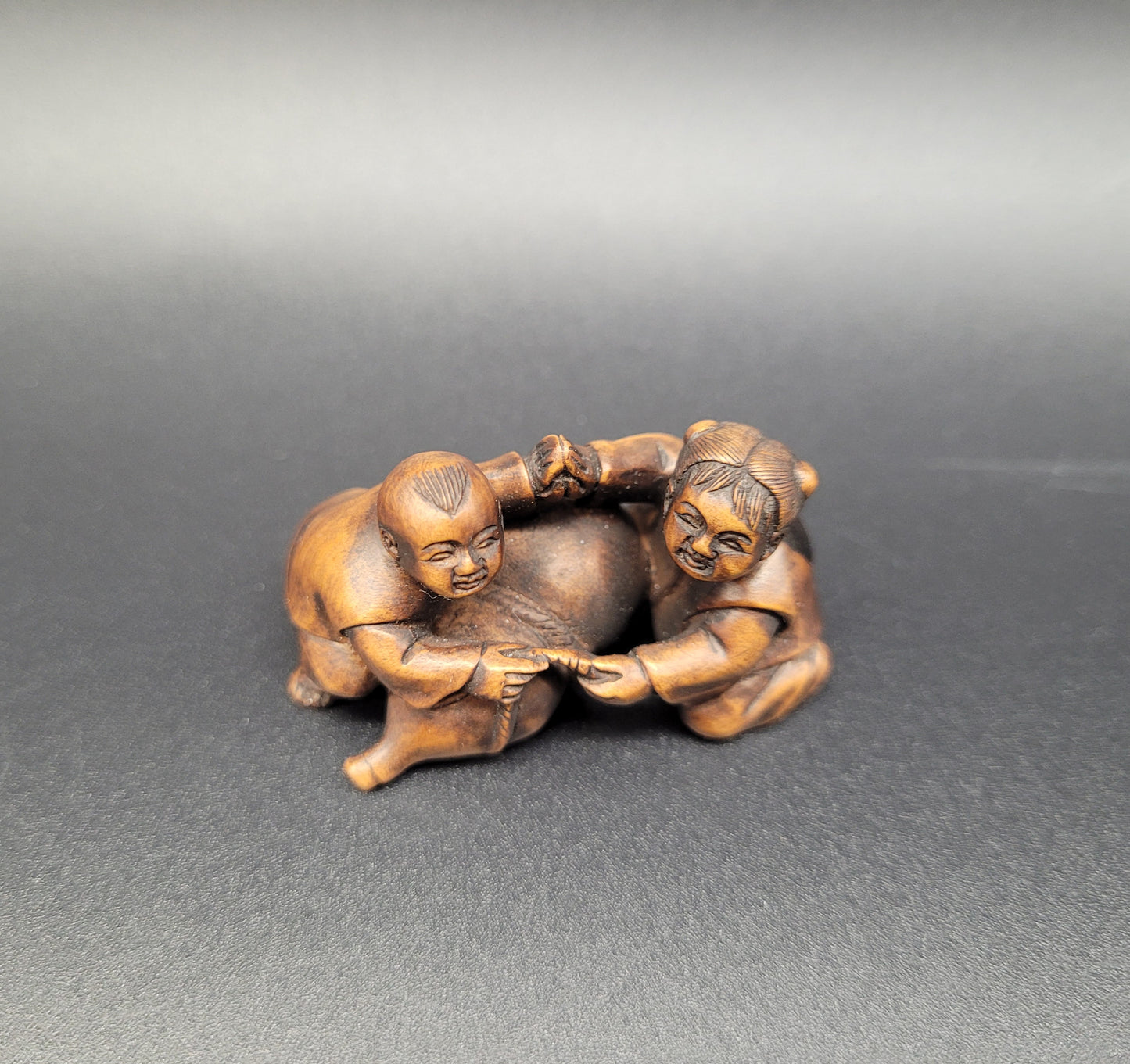 Antique Japanese EDO Period hand-carved wood Netsuke 18th Century