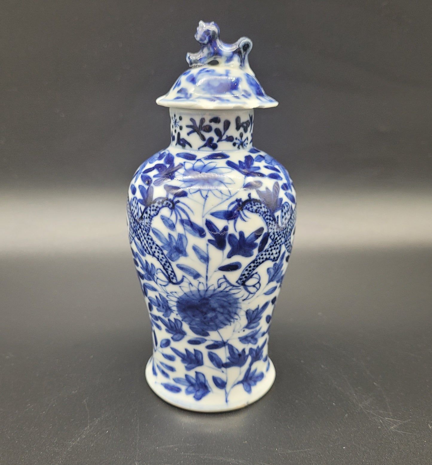 Chinese Dragon Vase 4 Character Mark