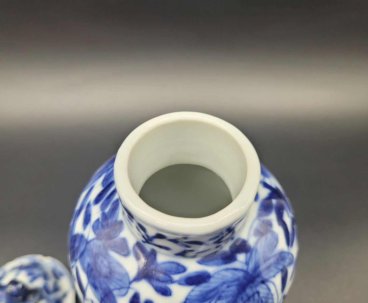 Antique Chinese Dragon Vase 19th Century 4 Character Mark