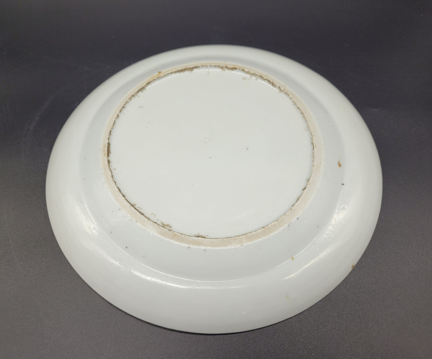 Chinese Late 18th Early 19th Century Famille Rose Shallow Bowl / Plate
