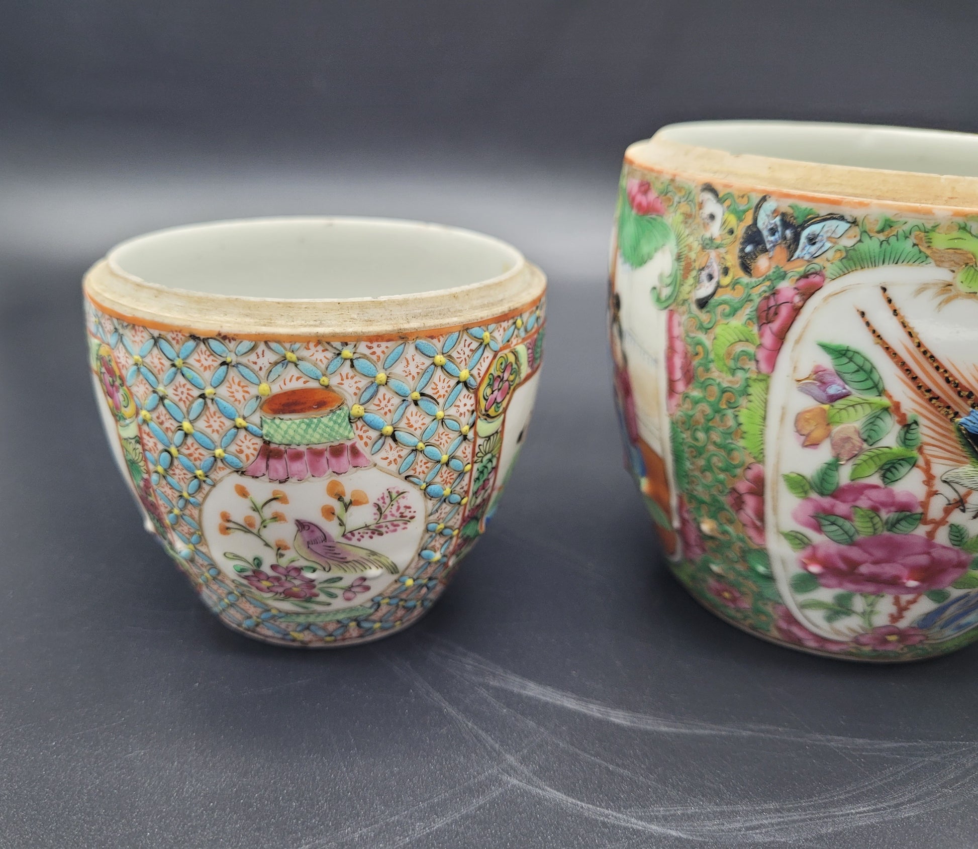 Chinese 19th century Famille Rose vase