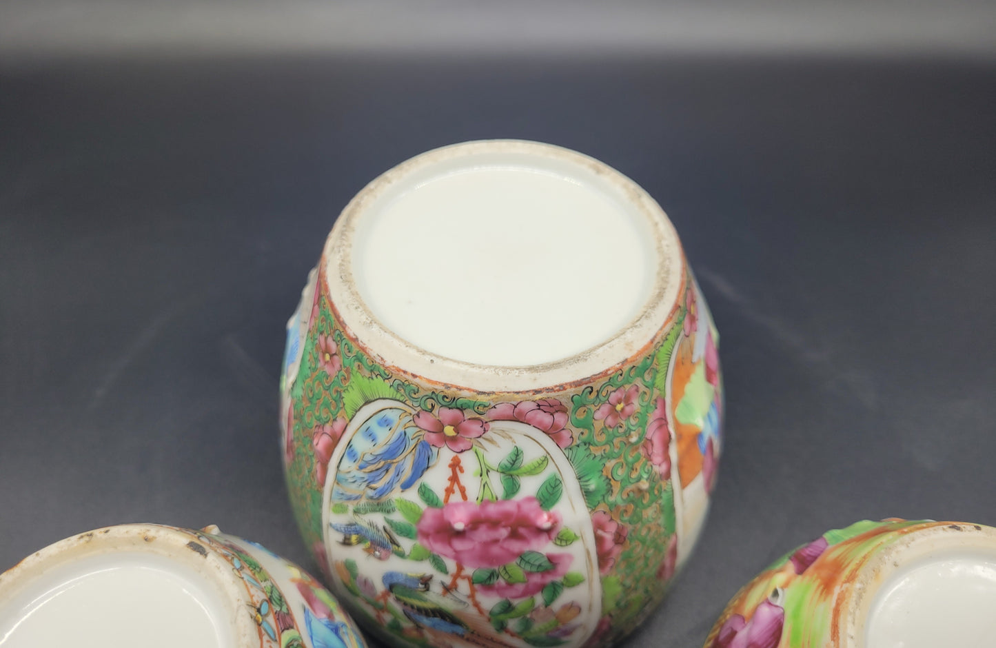 Chinese Qing Antique 19th century Famille Rose
