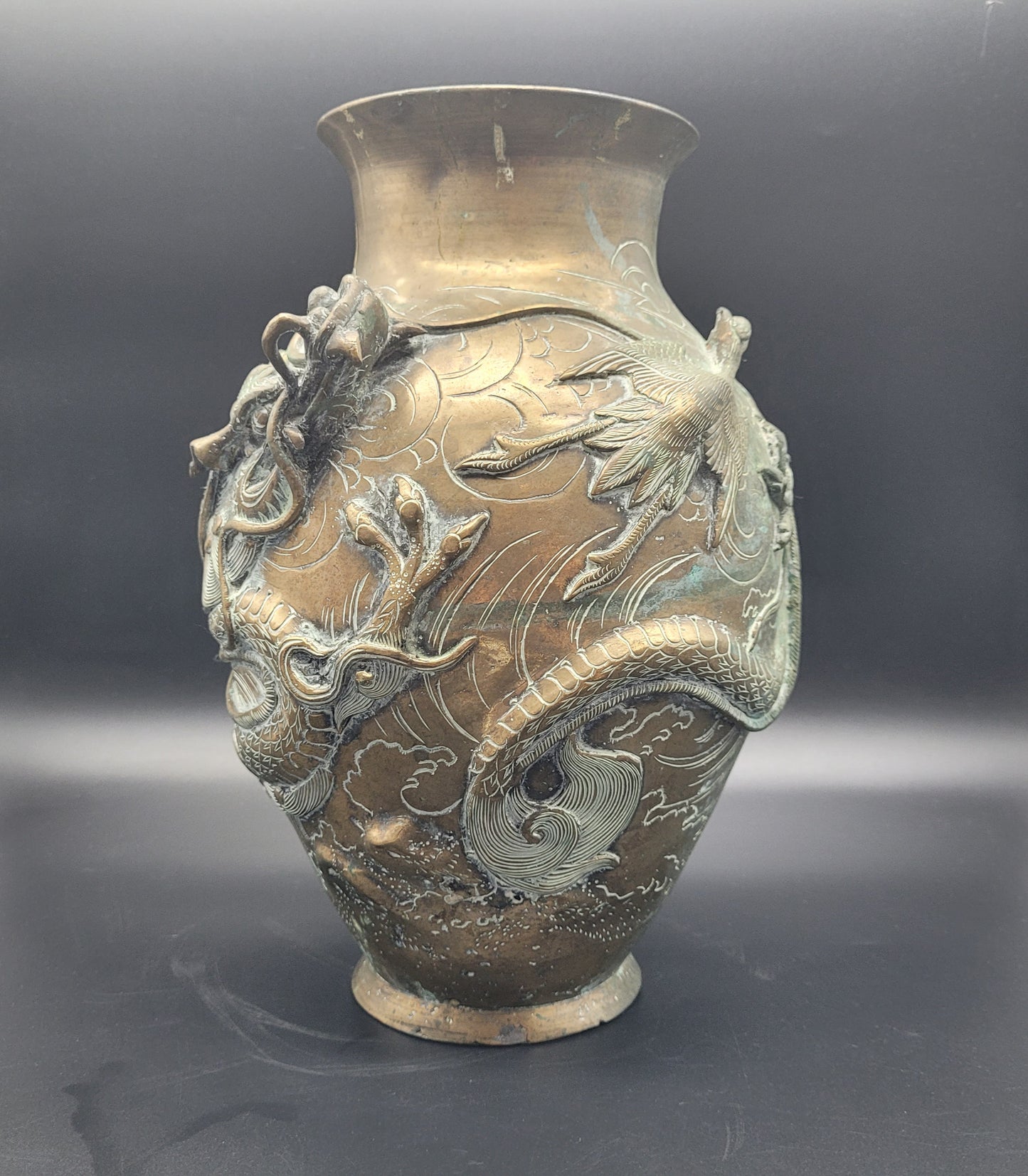 Antique Japanese Meiji Bronze Dragon Vase 19th Century Signed to the base