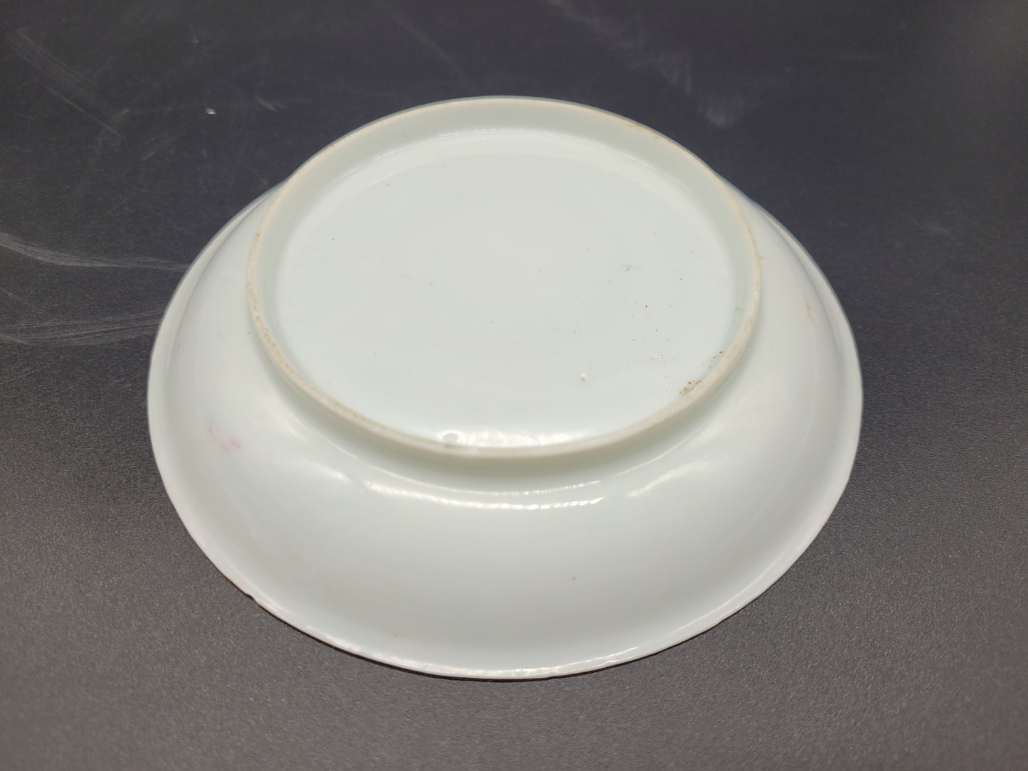 A Pair of Chinese Famille Rose plates 19th Century Rose Medallion