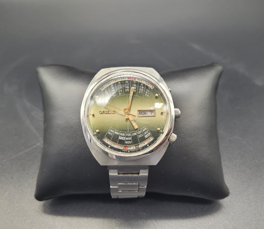 Vintage Retro ORIENT Mens Watch Automatic Multi Function UFO Japan Made