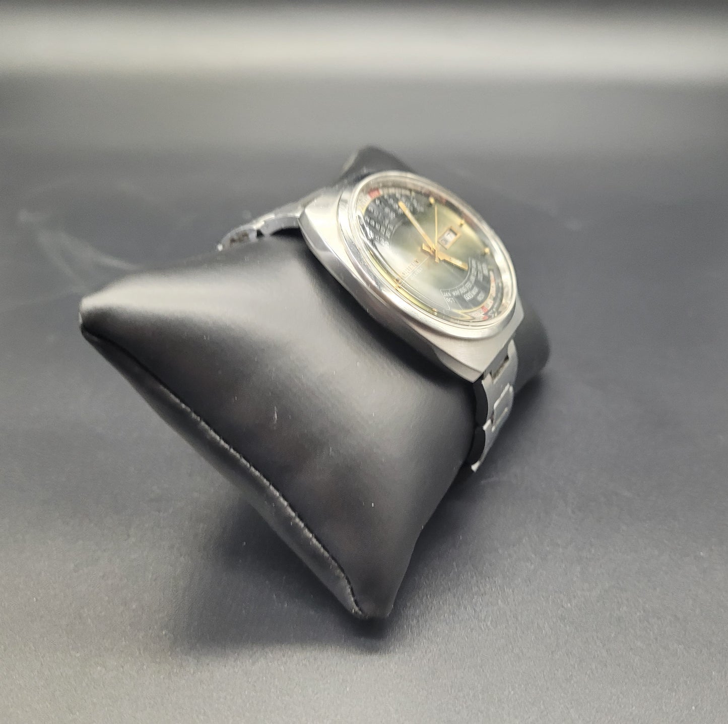 Vintage Retro ORIENT Mens Watch for sale