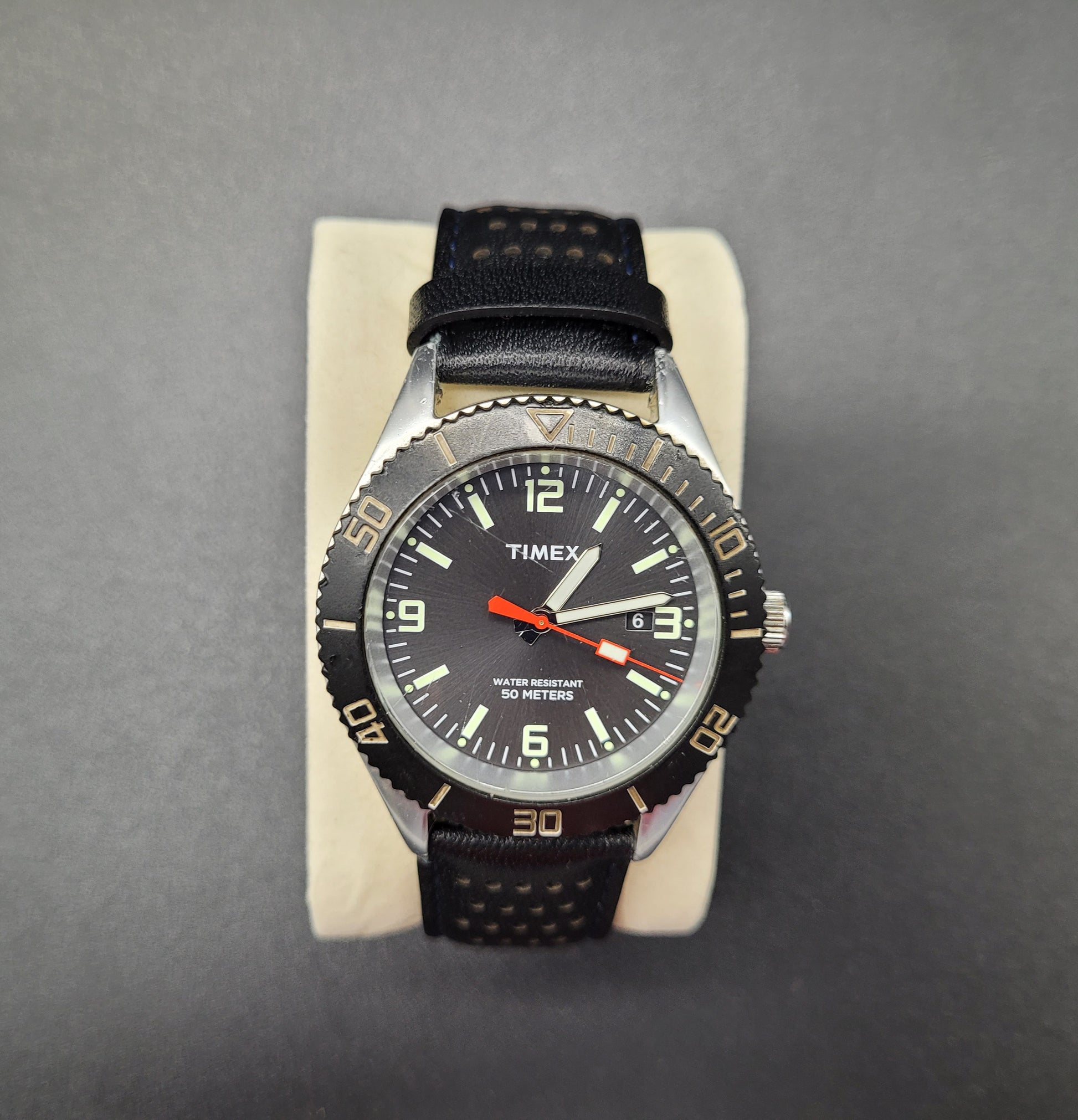 Vintage Timex Mens Watch Diver style Black Dial