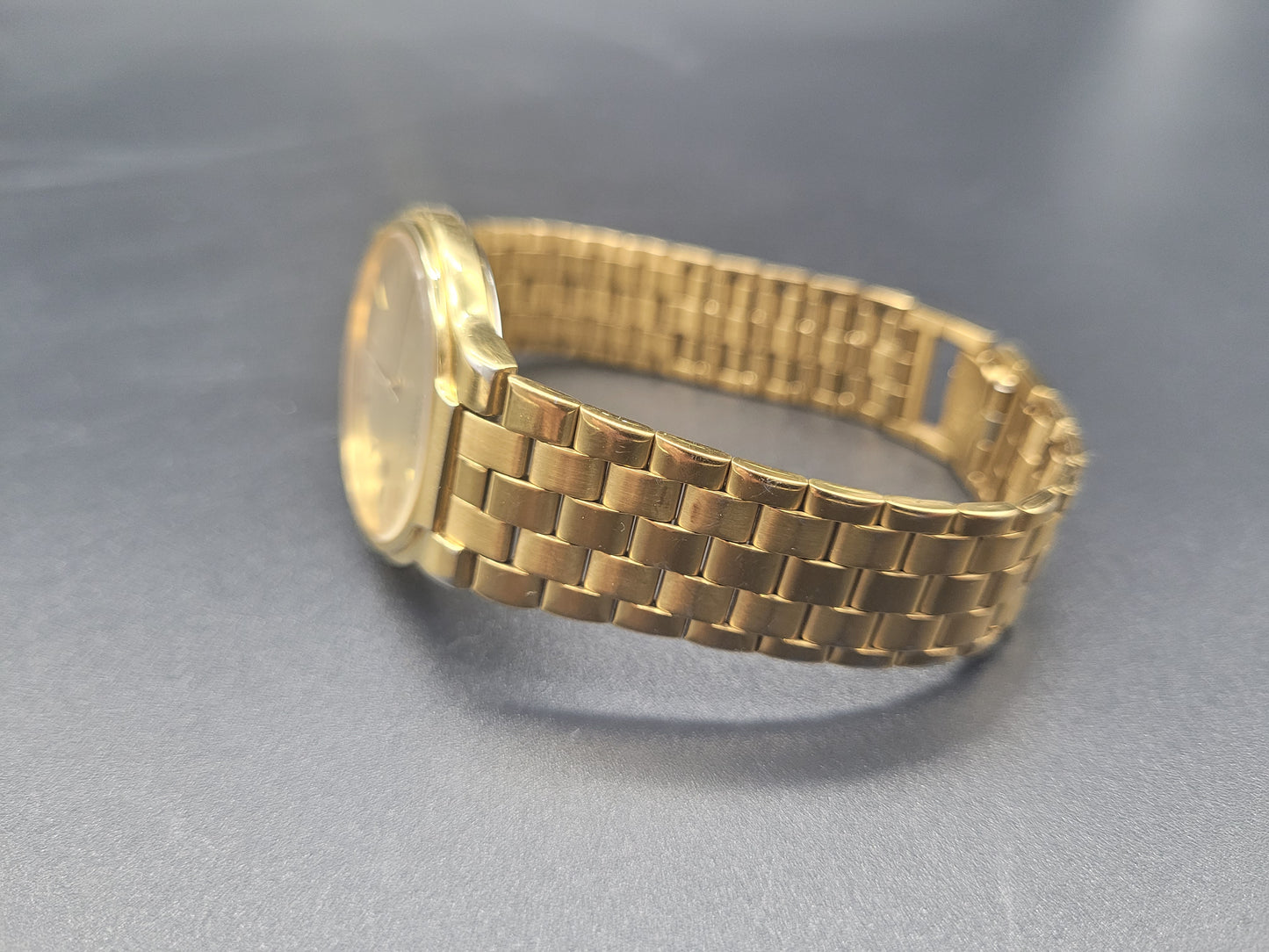 KBantiques.com Vintage Seiko Gold Plated Watch Champagne Dial 36mm
