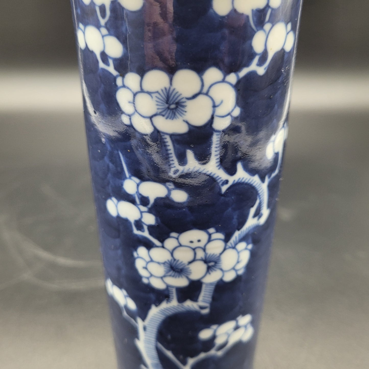 Antiques Online Chinese Qing Dynasty Prunus Pattern Brush Pot with 19th century CHINA Mark