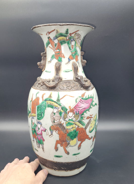 Late 19th Century Hand Decorated Chinese Warrior Vase  ANTIQUES & COLLECTABLES