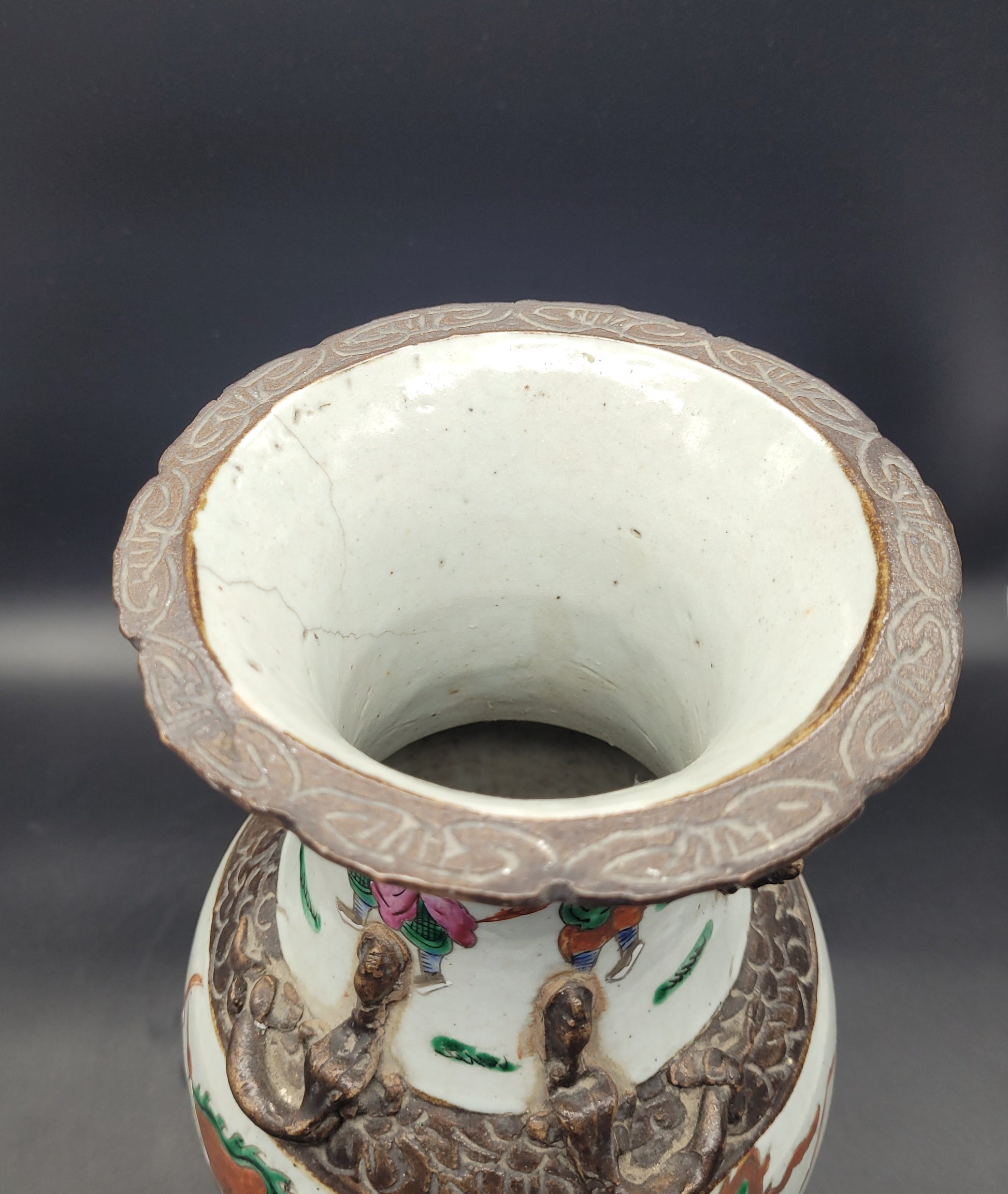 KB Antiques Late 19th Century Hand Decorated Chinese Warrior Vase ANTIQUES & COLLECTABLES