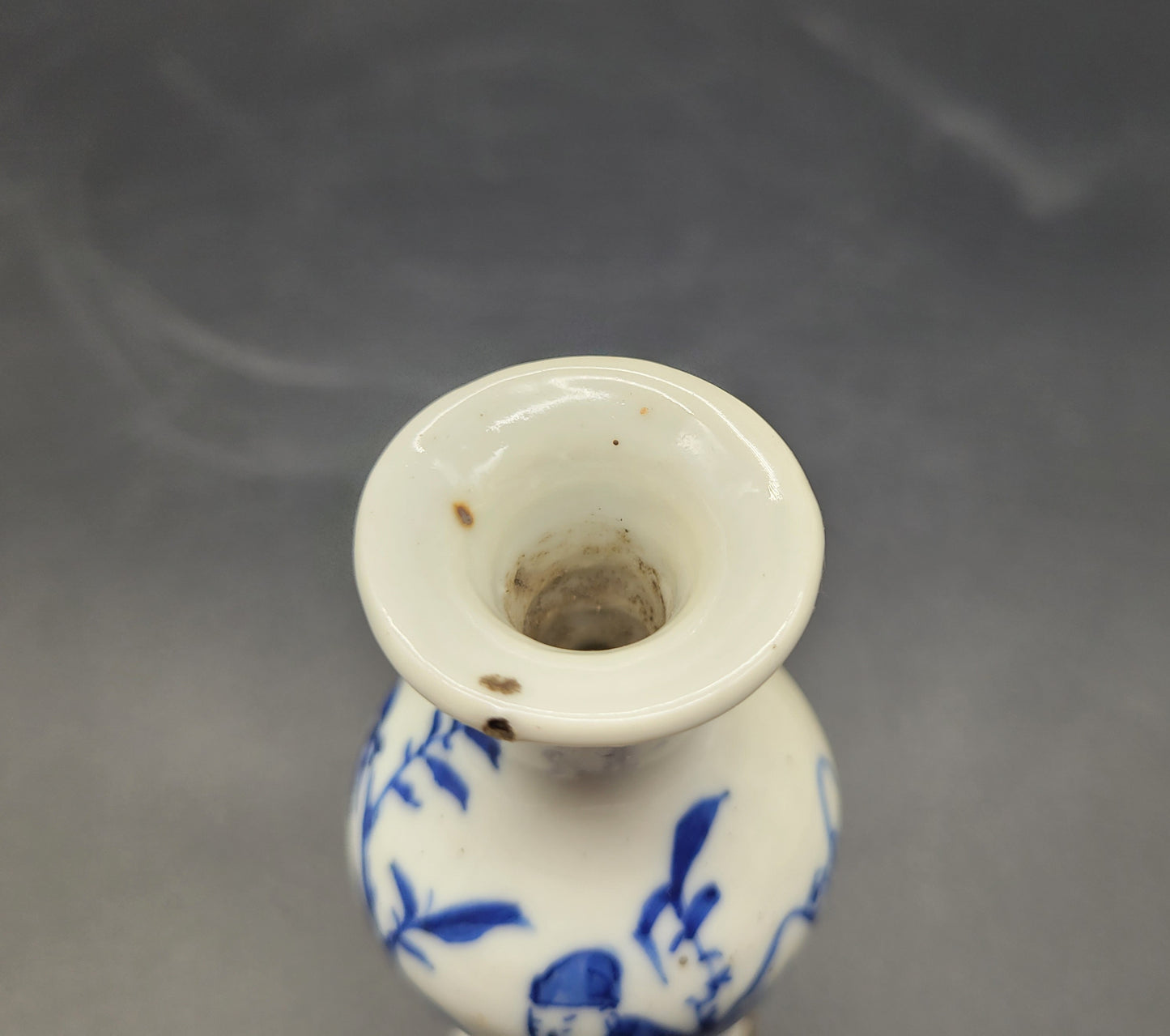 But Antiques USA Chinese Qing 18th / 19th Century Miniature Vase Two Vases