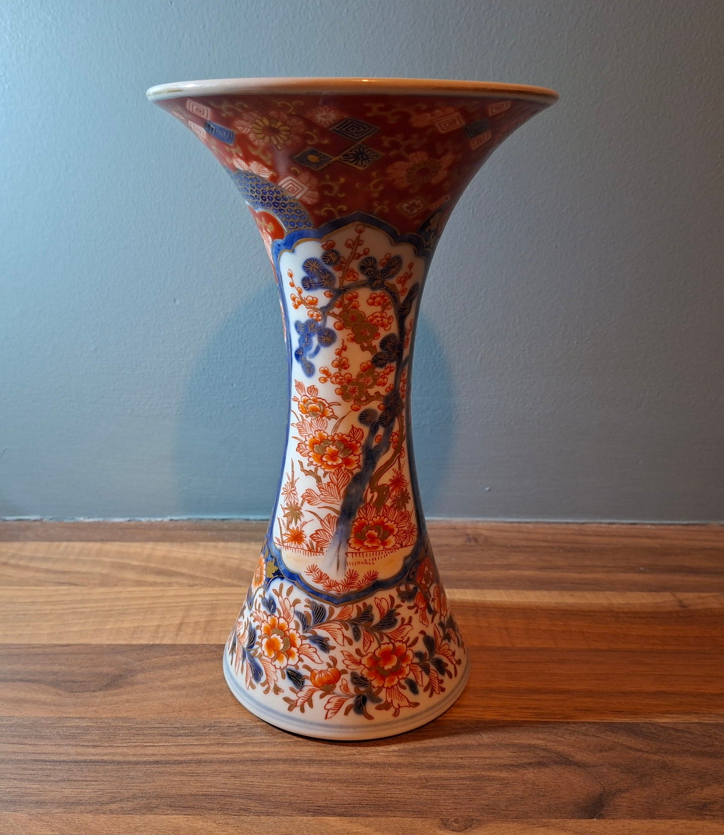 Japanese Imari Trumpet Vase Three Friends of Winter Pattern 19th Century
