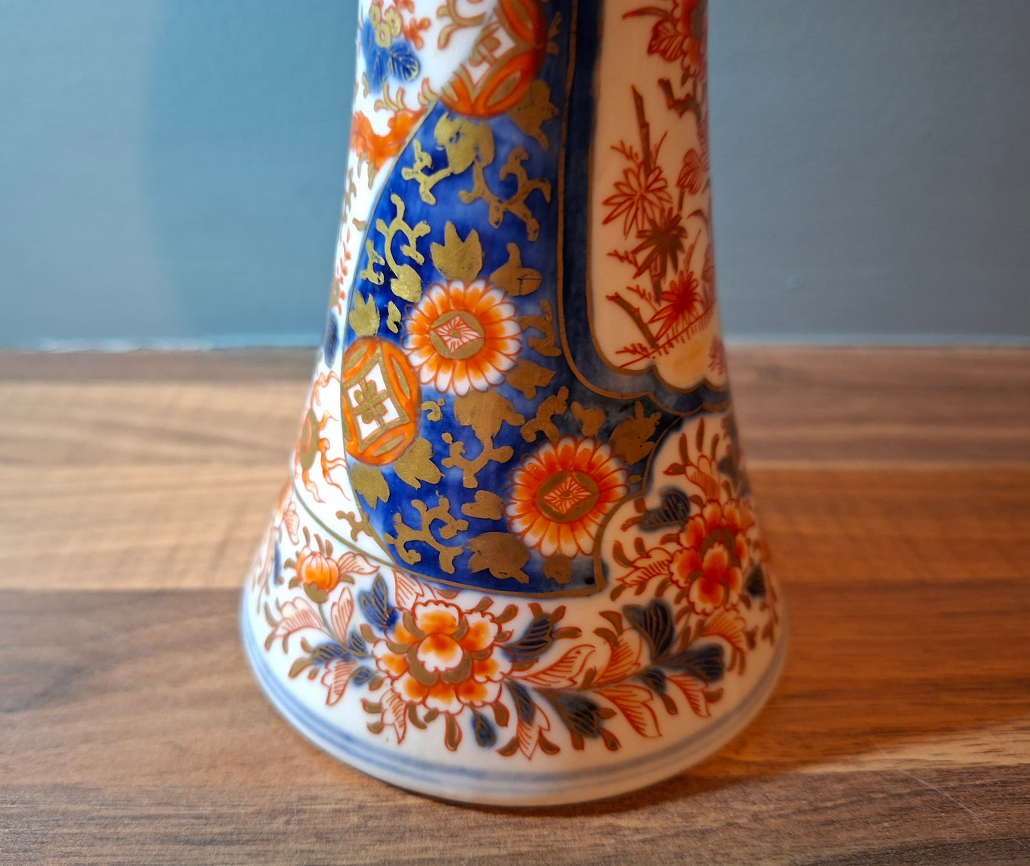 Japanese Imari Trumpet Vase Three Friends of Winter Pattern 19th Century