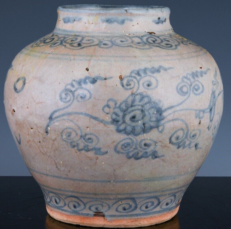EARLY ANTIQUE CHINESE BLUE & WHITE LOTUS JAR YUAN EARLY MING DYNASTY