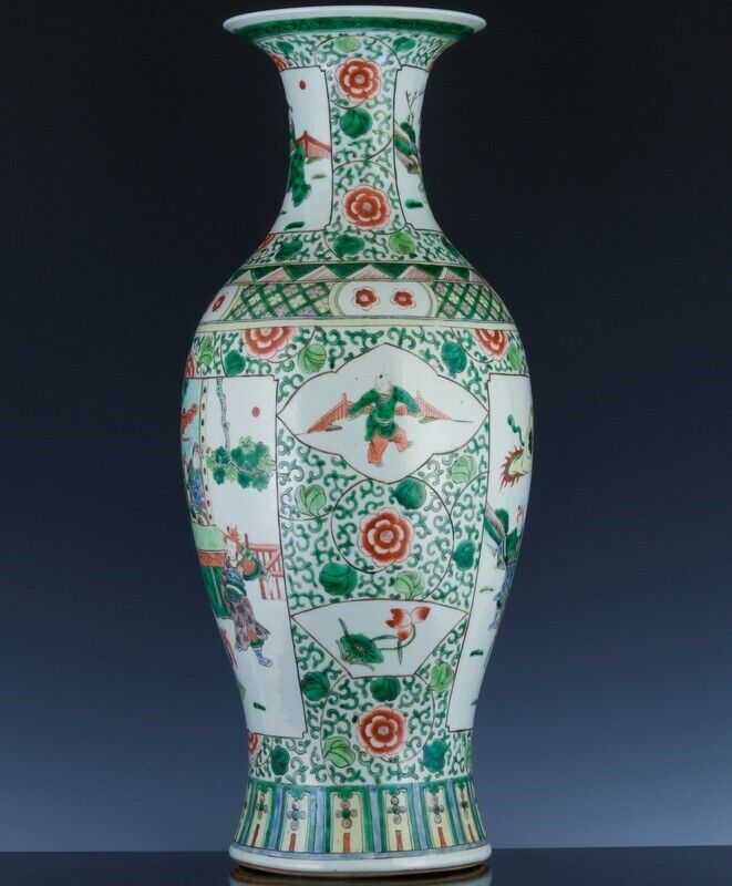 LARGE 19THC CHINESE FAMILLE VERTE IMPERIAL FIGURES LANDSCAPE VASE