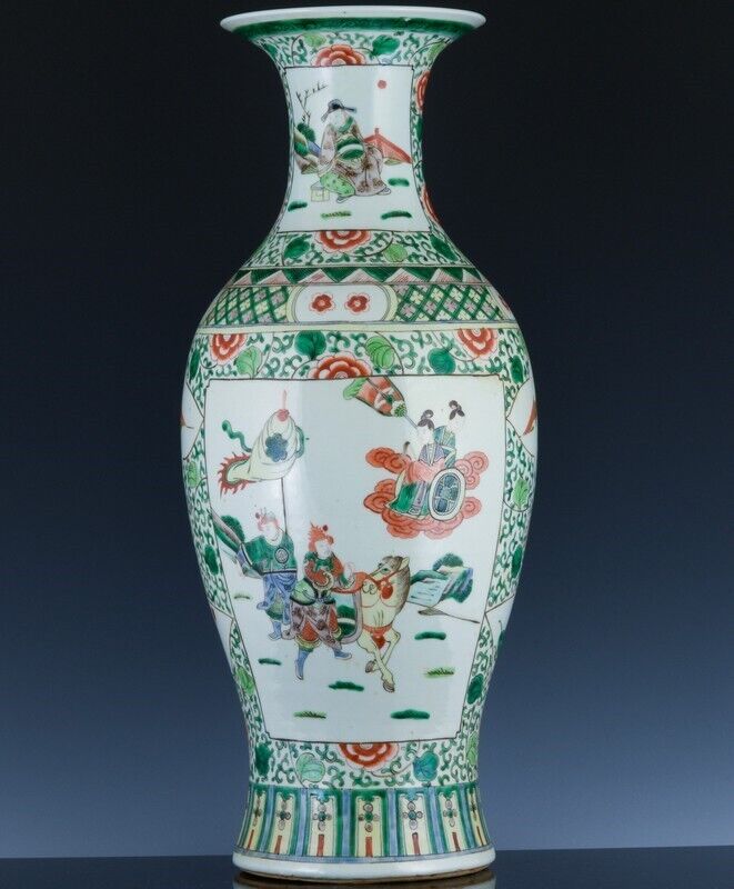 LARGE 19THC CHINESE FAMILLE VERTE IMPERIAL FIGURES LANDSCAPE VASE