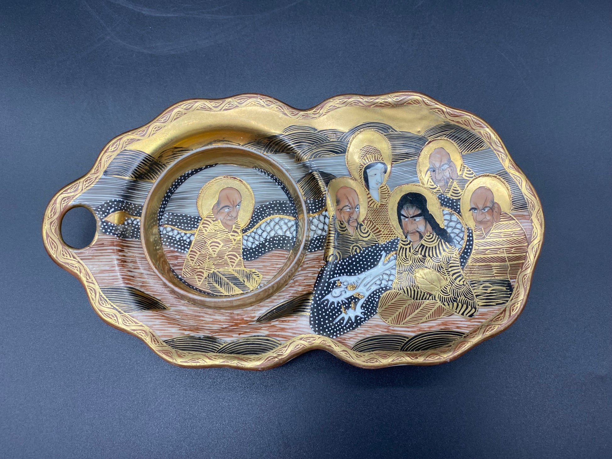 There are two distinct types of Satsuma Ware. The original Ko-Satsuma is characterised by a heavy dark glaze, often plain, but occasionally with an inscribed or relief pattern. KB ANTIQUES & JEWELLERY