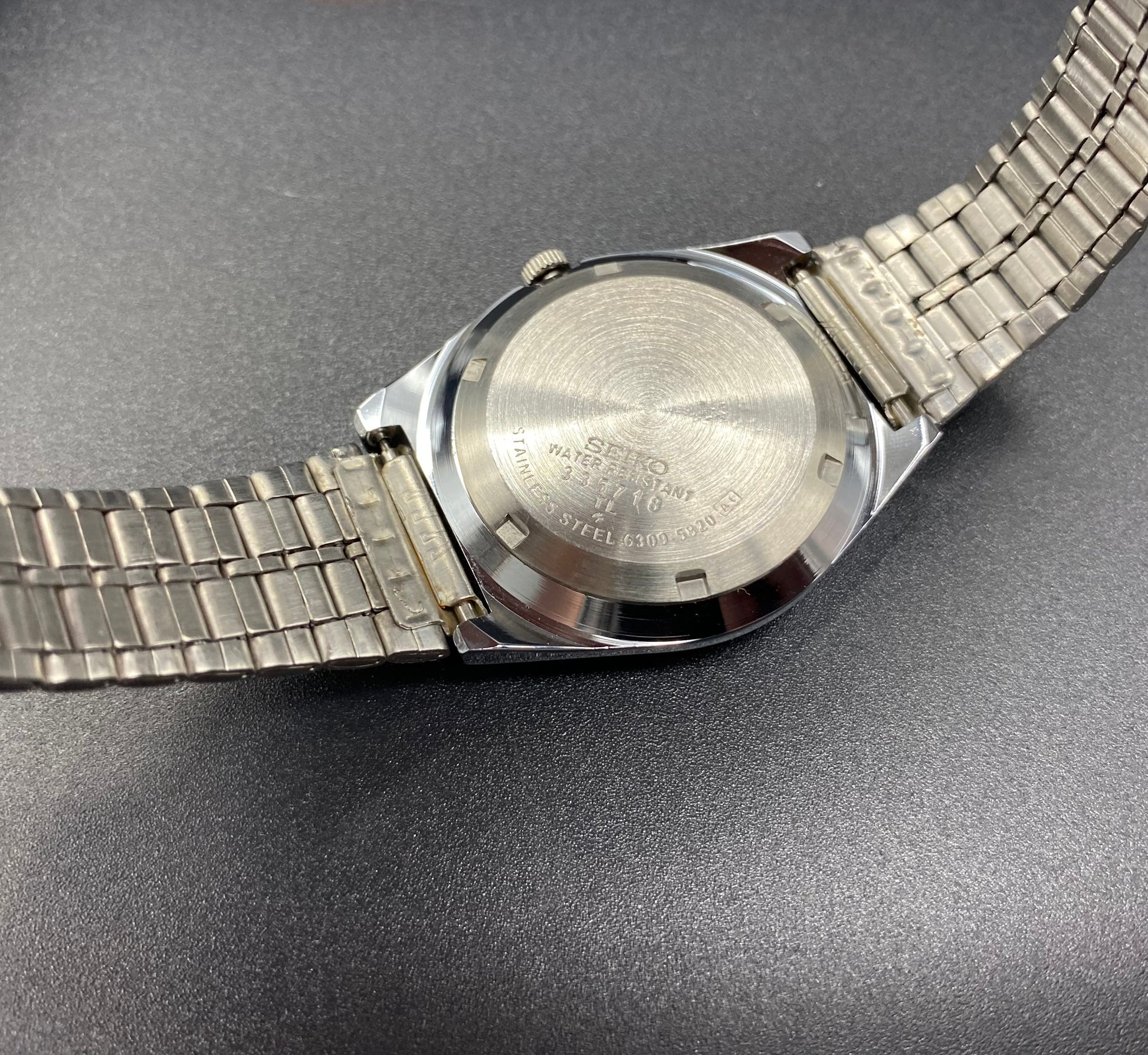 ANTIQUES & COLLECTABLES Vintage SEIKO 5 Automatic Watch Day Date Mint Green Dial