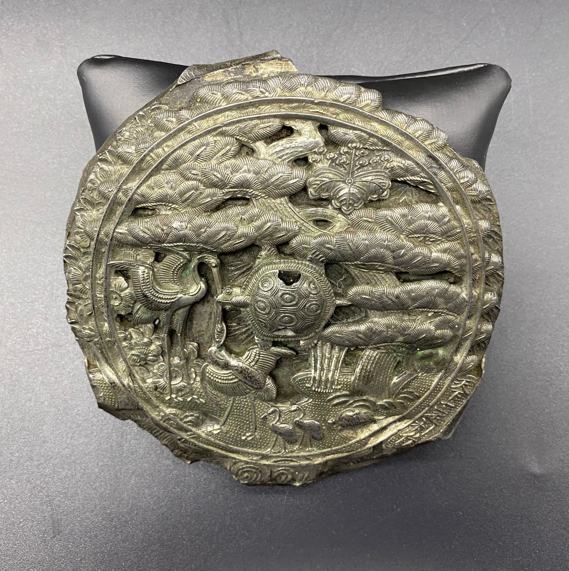 RARE Heavy and Finely Cast Japanese Bronze Mirror Edo Period, 18th Century, Japan. KB ANTIQUES & JEWELLERY