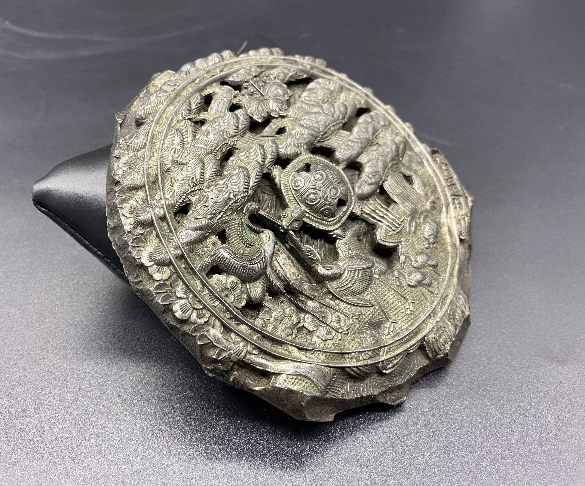 Japanese Art Online RARE Heavy and Finely Cast Japanese Bronze Mirror Edo Period, 18th Century, Japan.