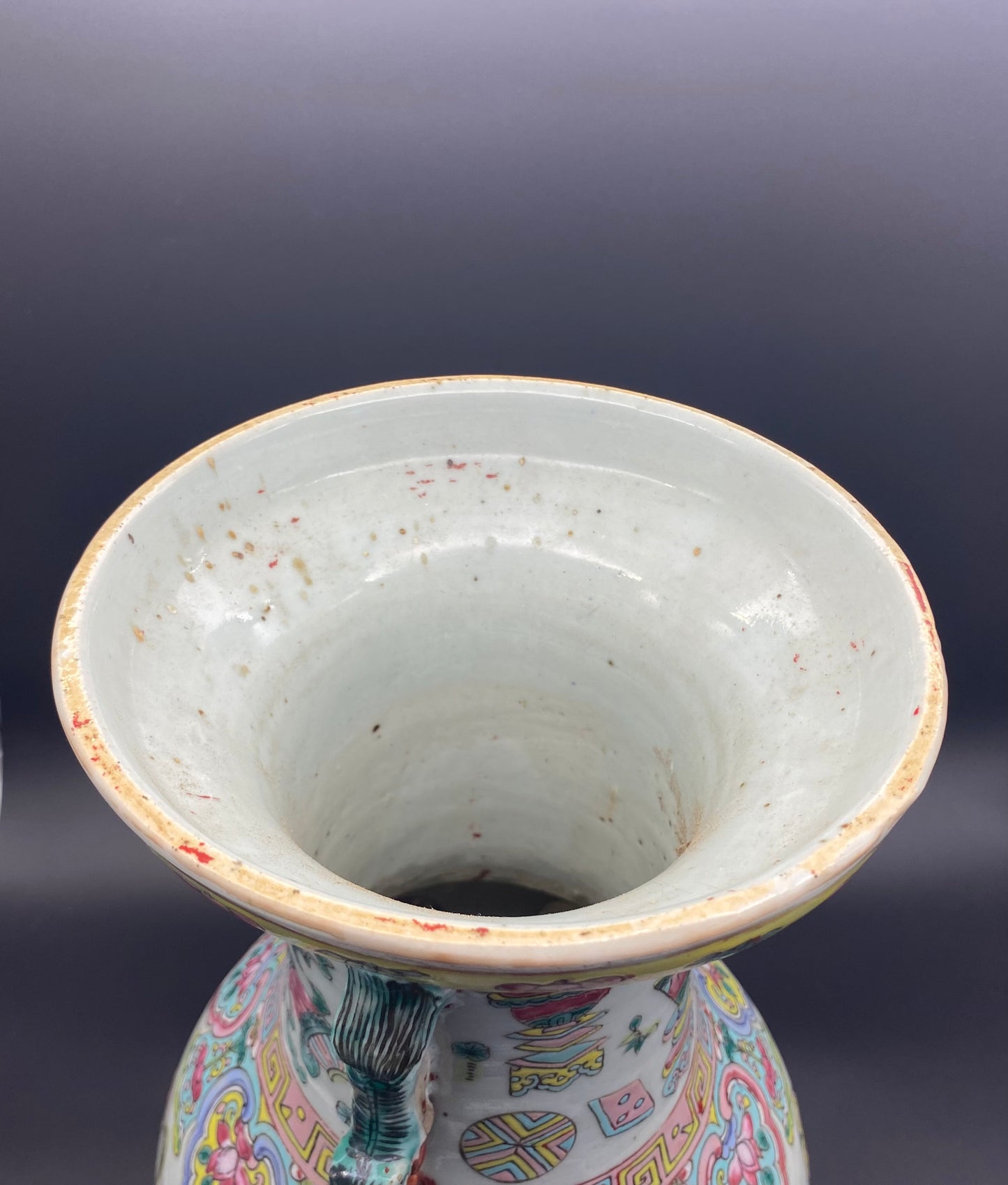 Chinese Famille Rose Porcelain Vase 19th Century Large Vase