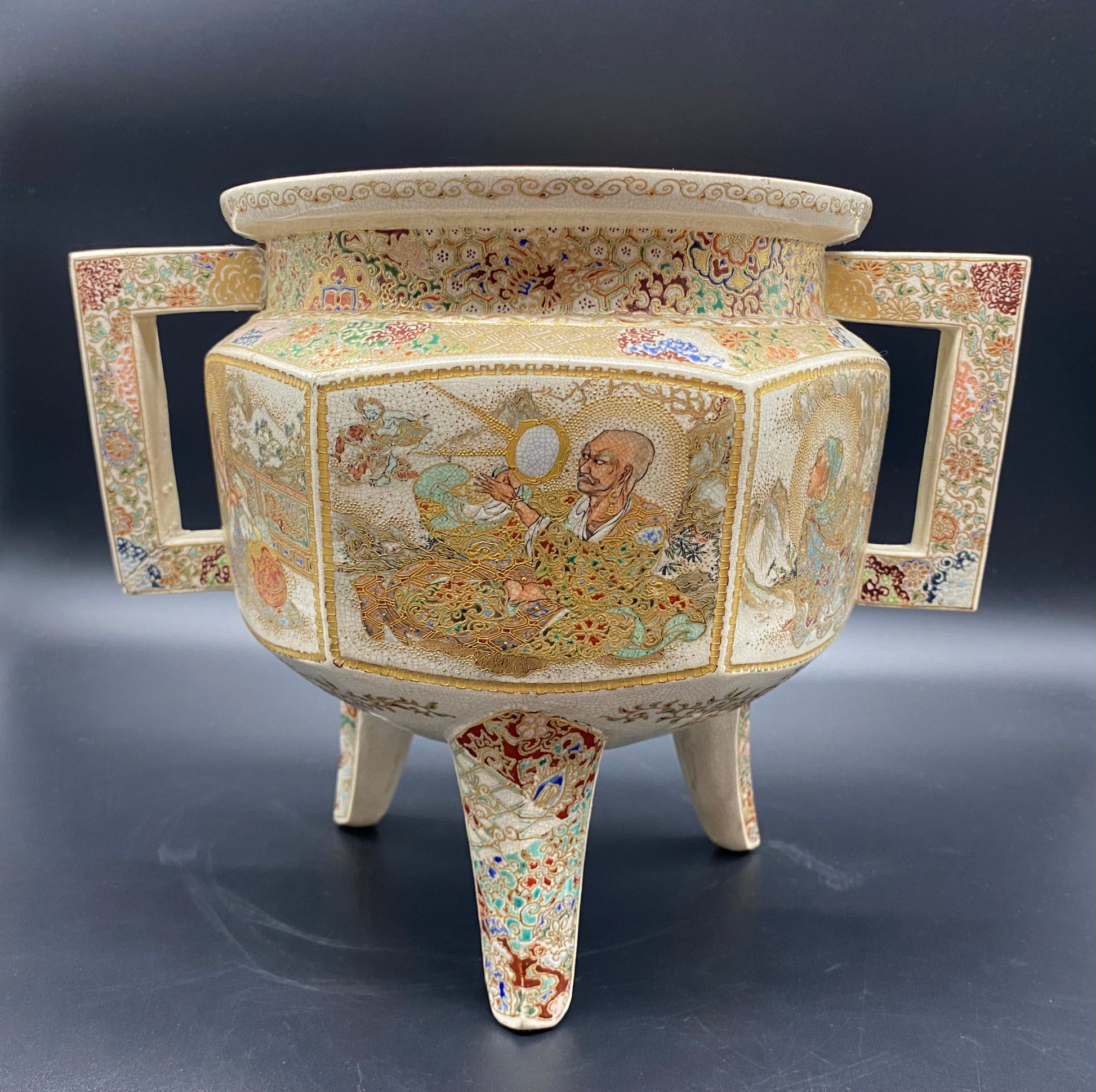 Buy asian art online - This LARGE Japanese Satsuma Meiji koro censor is a stunning example of late 19th century Satsuma artwork.