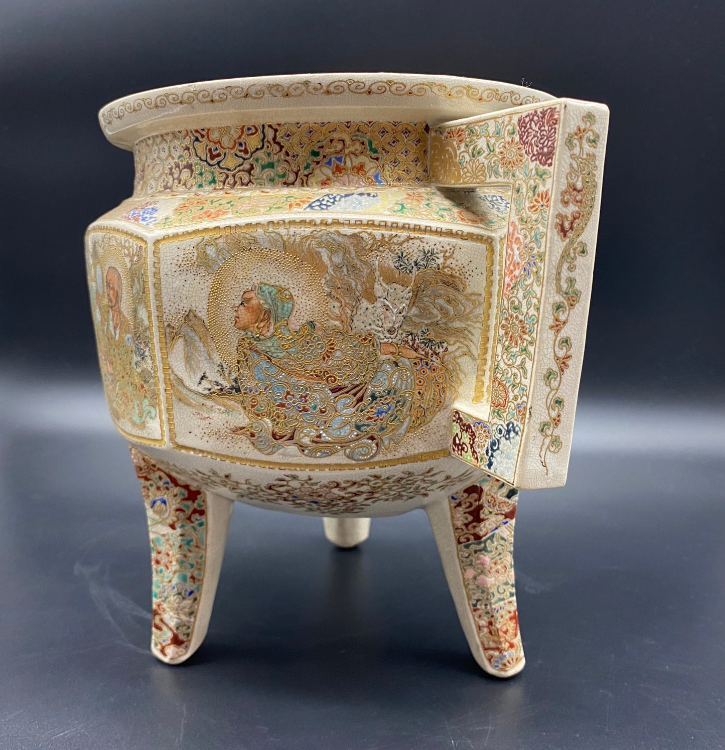 Superb Japanese Satsuma Meiji koro Censor LARGE