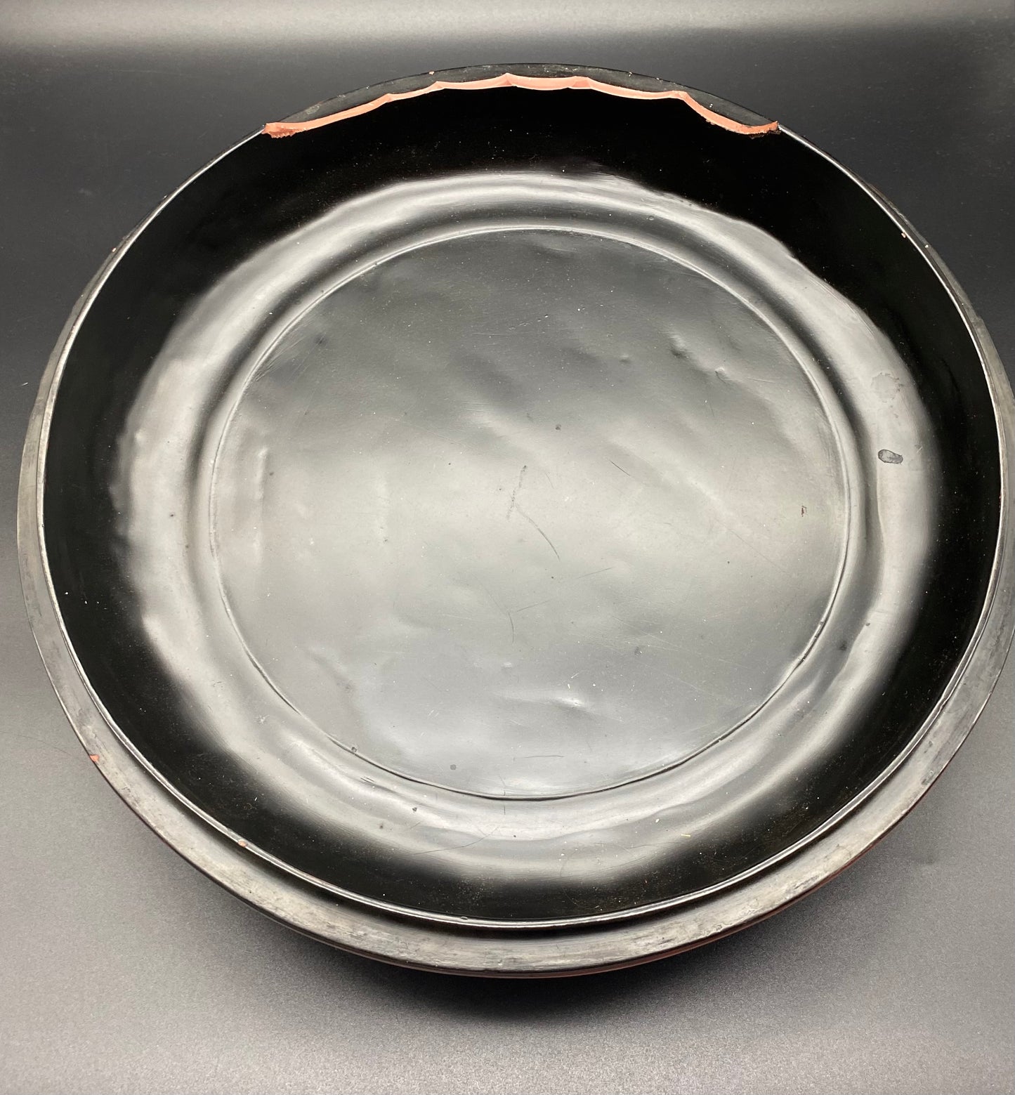 BASE OF THE BOWL - LARGE CINNABAR LACQUER 'DRAGON' BOX AND COVER QING DYNASTY
