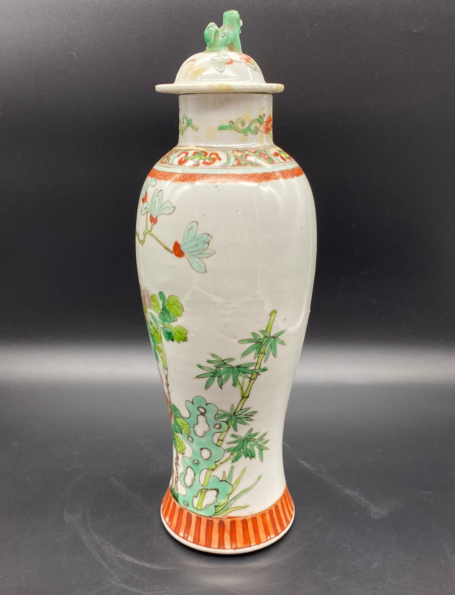 Antique Chinese Famille Verte Qing Dynasty Porcelain Vase with Cover