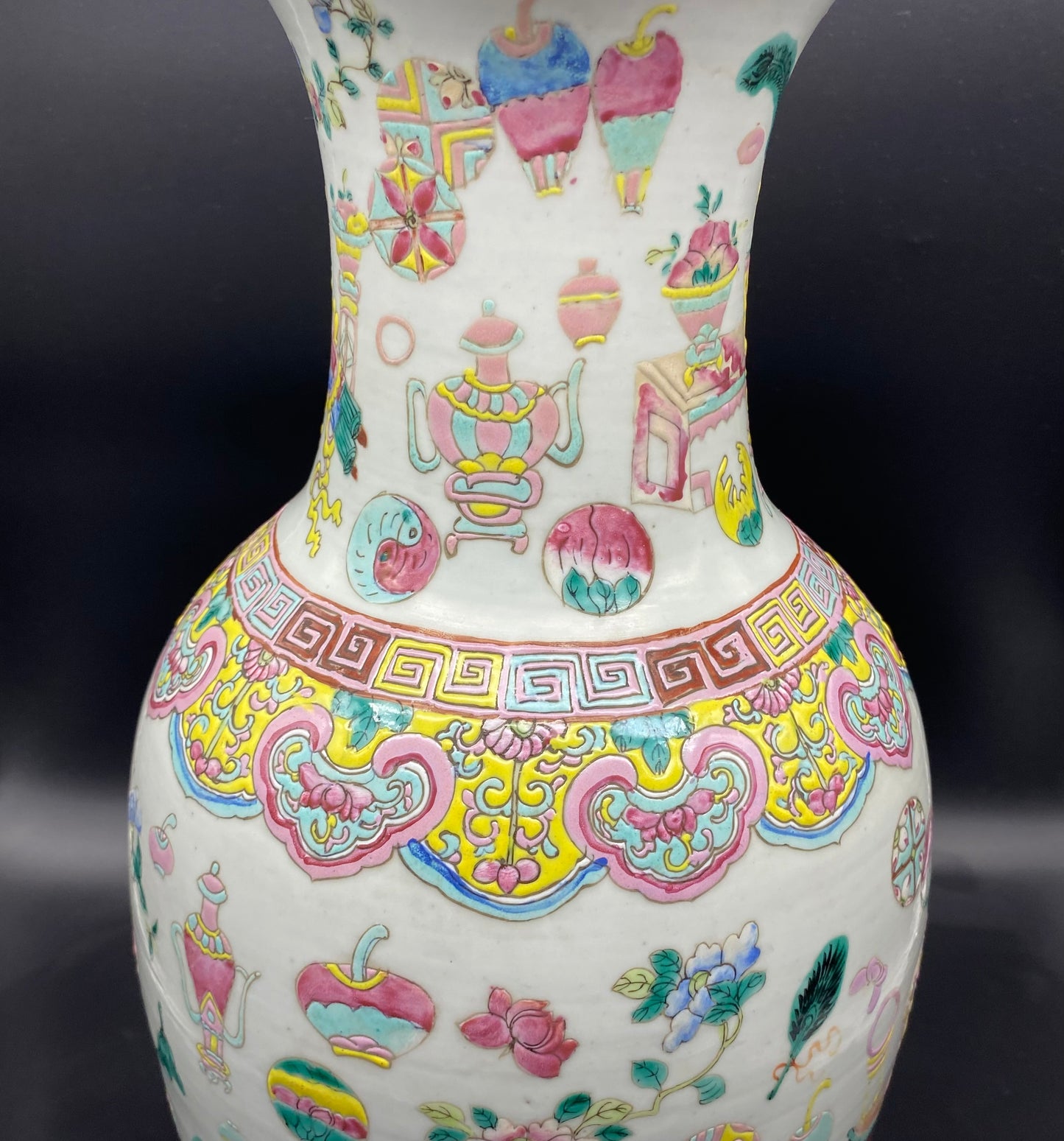 Asian Art Sale - Large Chinese famille rose decorated vase very well painted with brightly Coloured Enamels, scholars object and flower ball decoration.