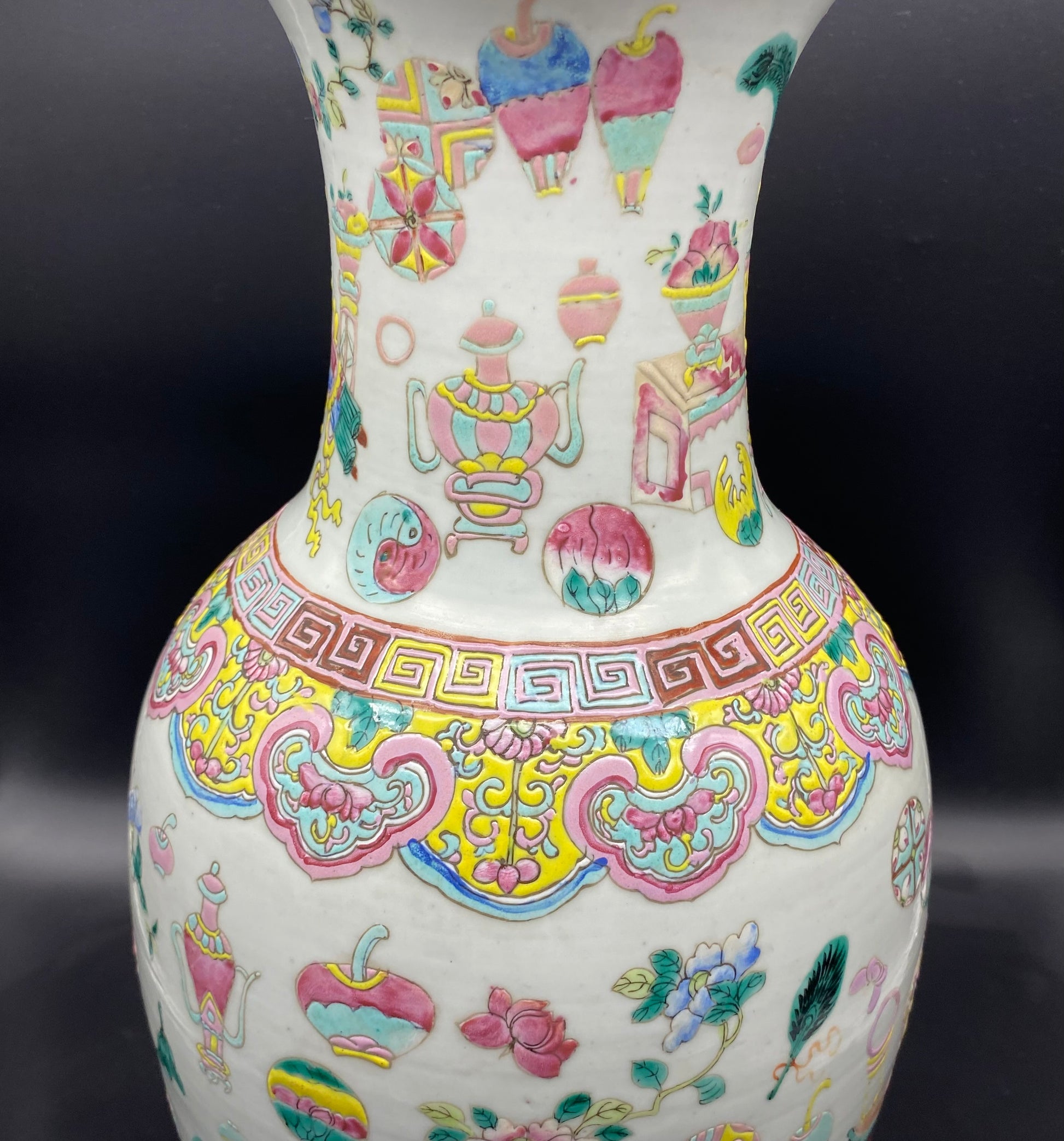 Asian Art Sale - Large Chinese famille rose decorated vase very well painted with brightly Coloured Enamels, scholars object and flower ball decoration.