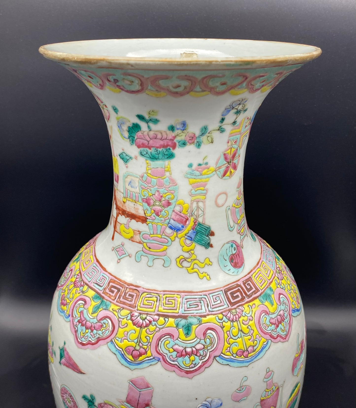KB Antiques Online - Chinese Porcelain Large 19th Century Famille Rose Vase