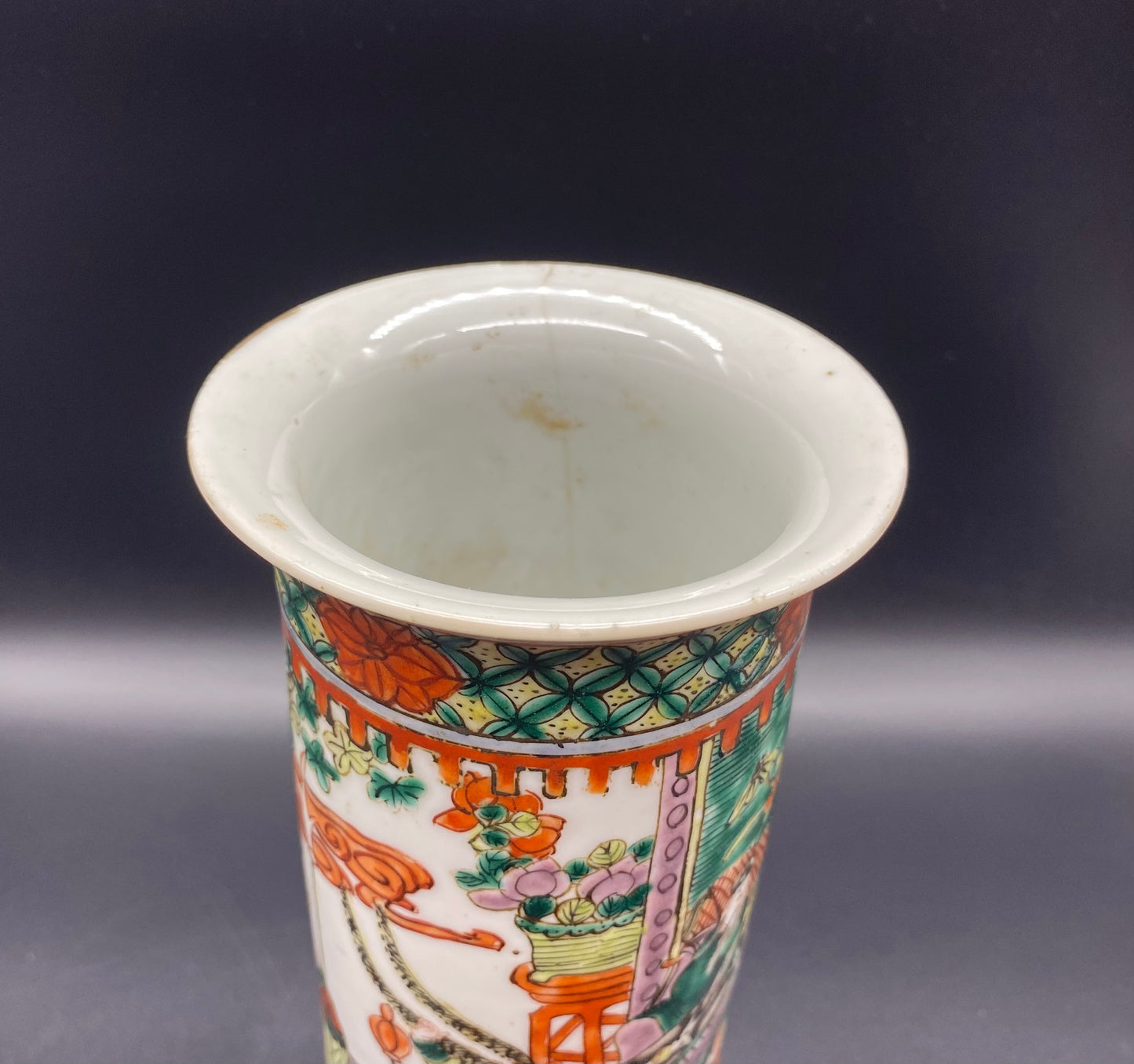 Chinese vase very brightly enameled with an interesting and unusual traditional chinese scene