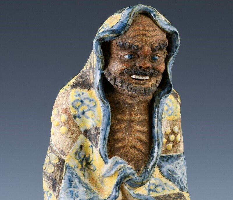INTERESTING ANTIQUE CHINESE YELLOW BLUE SHIWAN GLAZE BUDDHA IMMORTAL FIGURE BOX