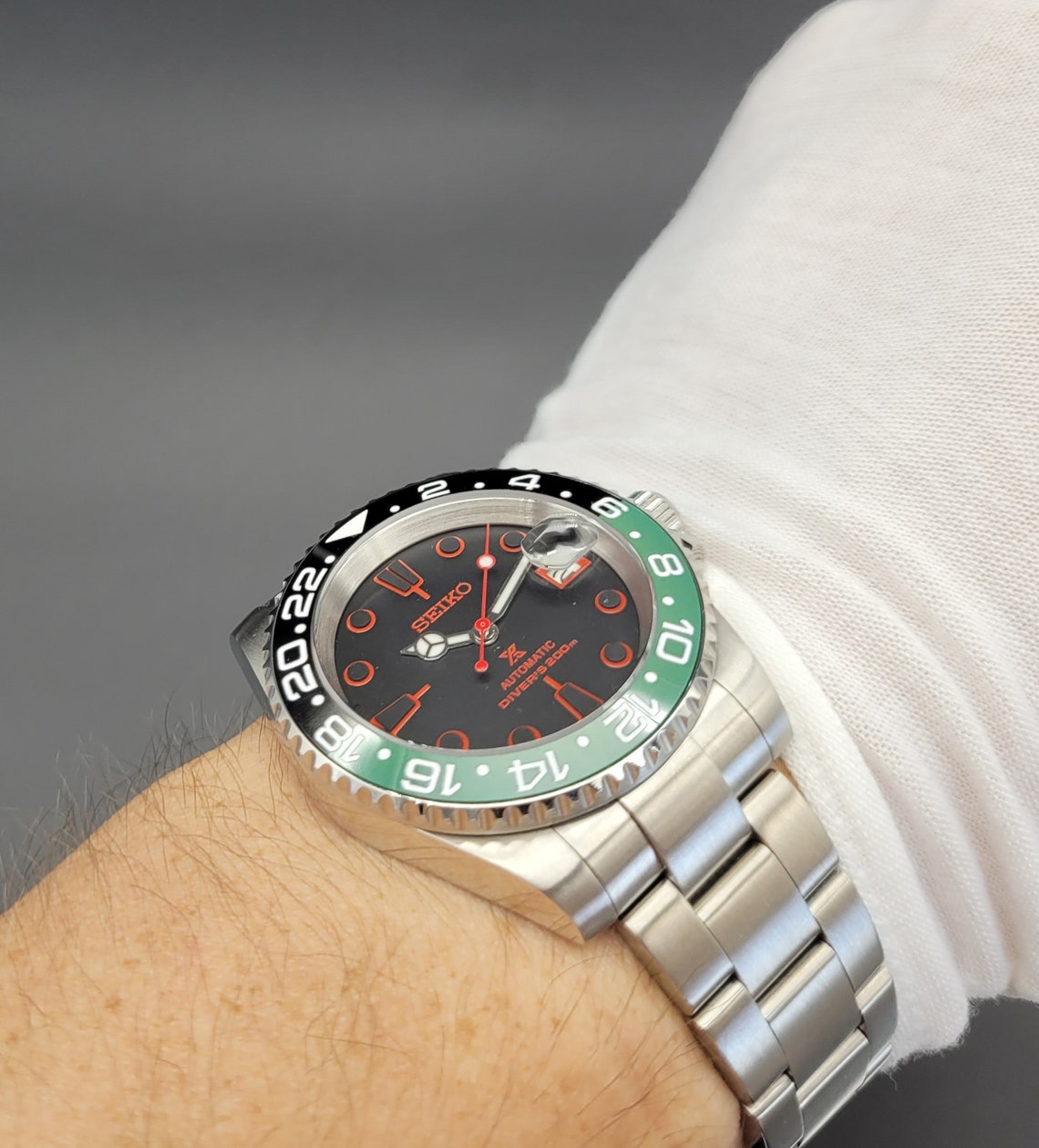 Mens Seiko Watch Mod , Sprite Mods Watches Black / Red Dial Custom Watch