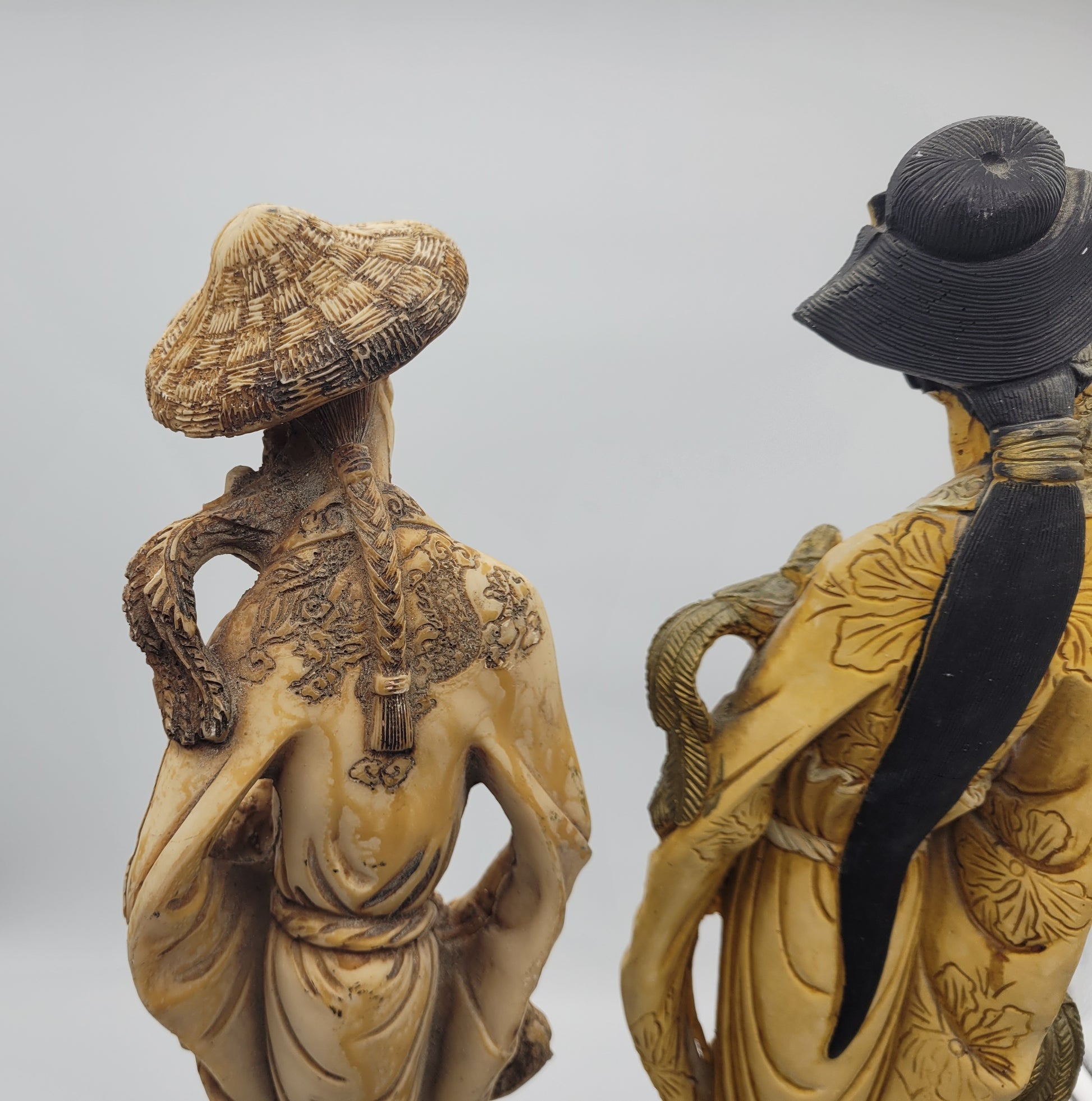 Chinese Carved ivory figurines 