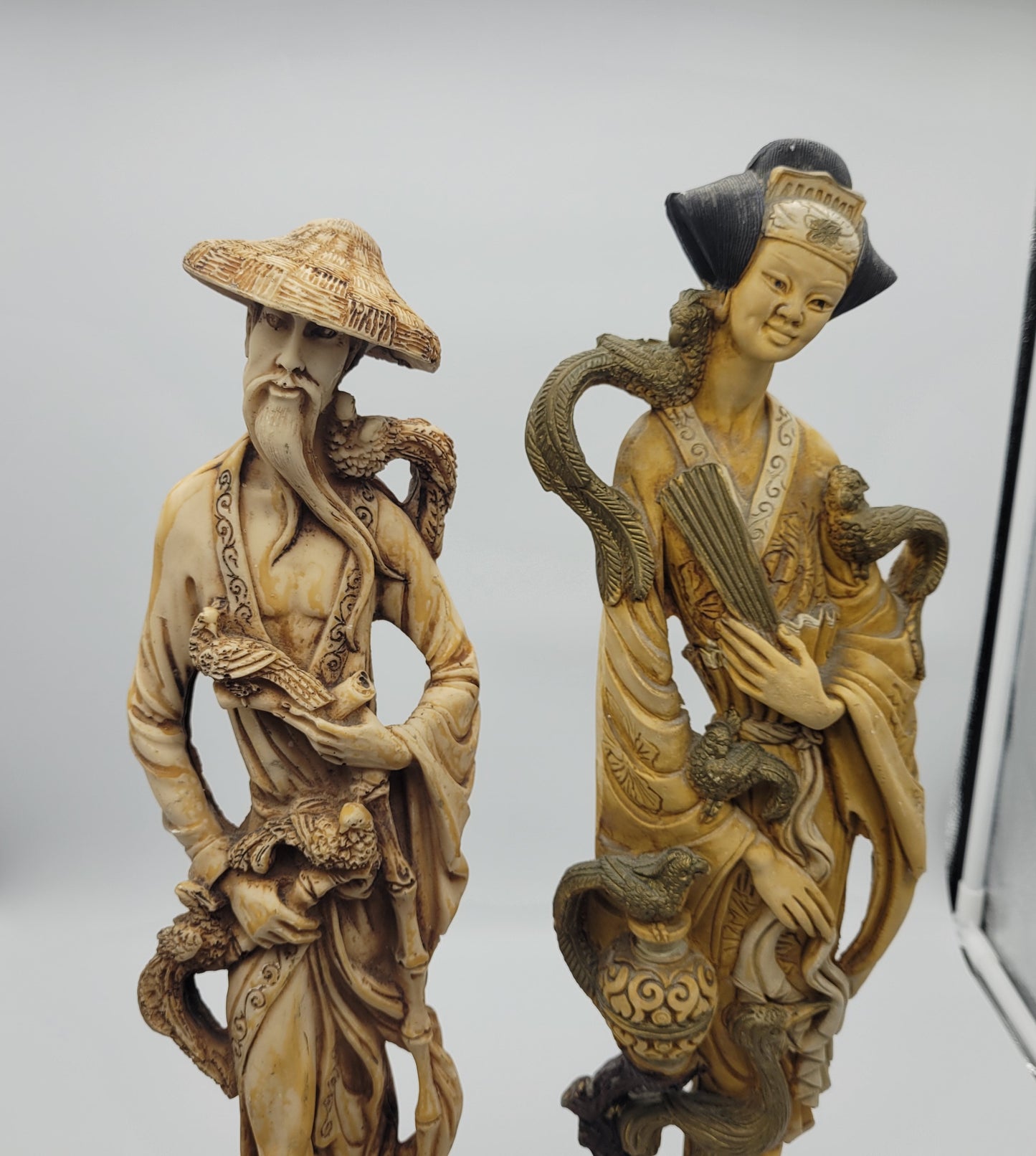 Pair Of Vintage Chinese oriental statues 