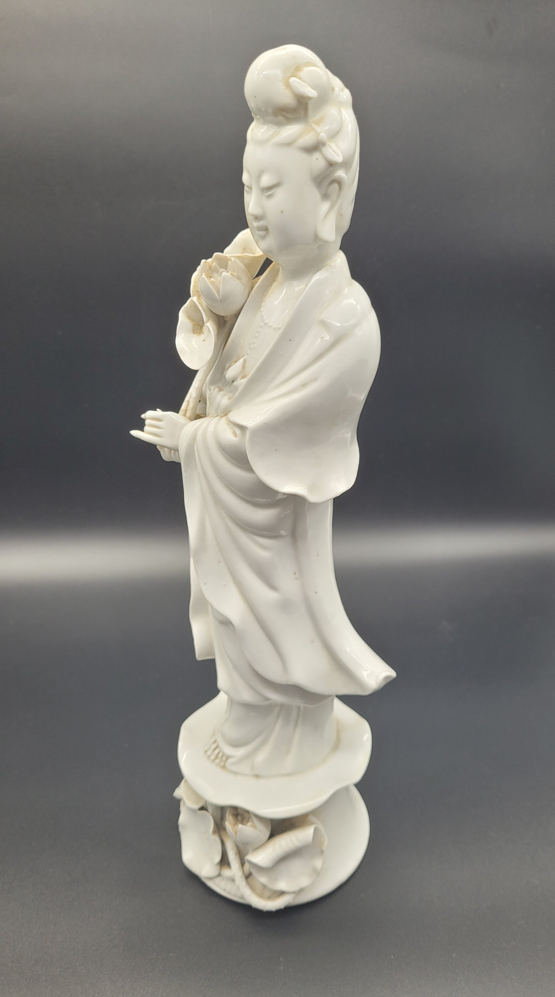 Antique Chinese Blanc De Chine Porcelain Figurine 
