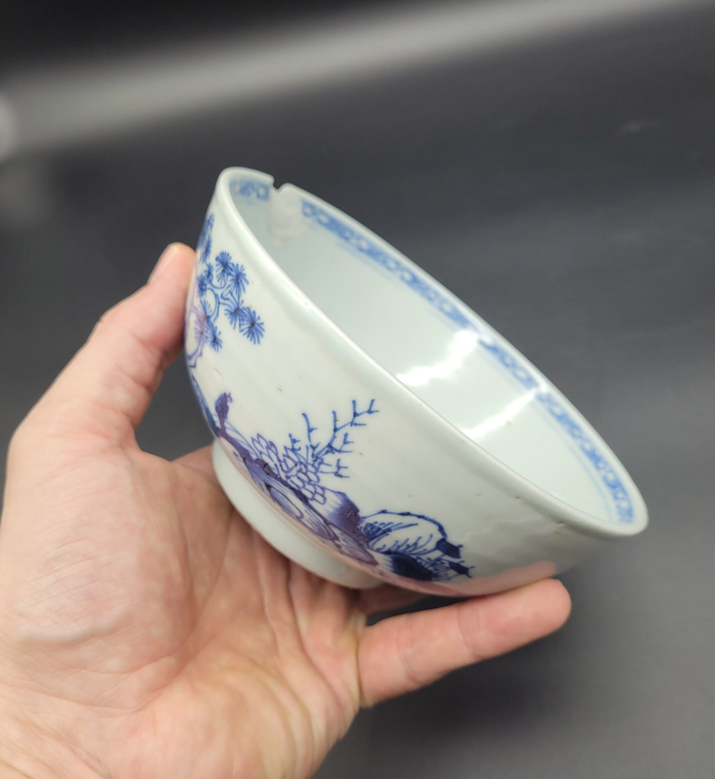 18th century Chinese Nanking cargo porcelain bowl