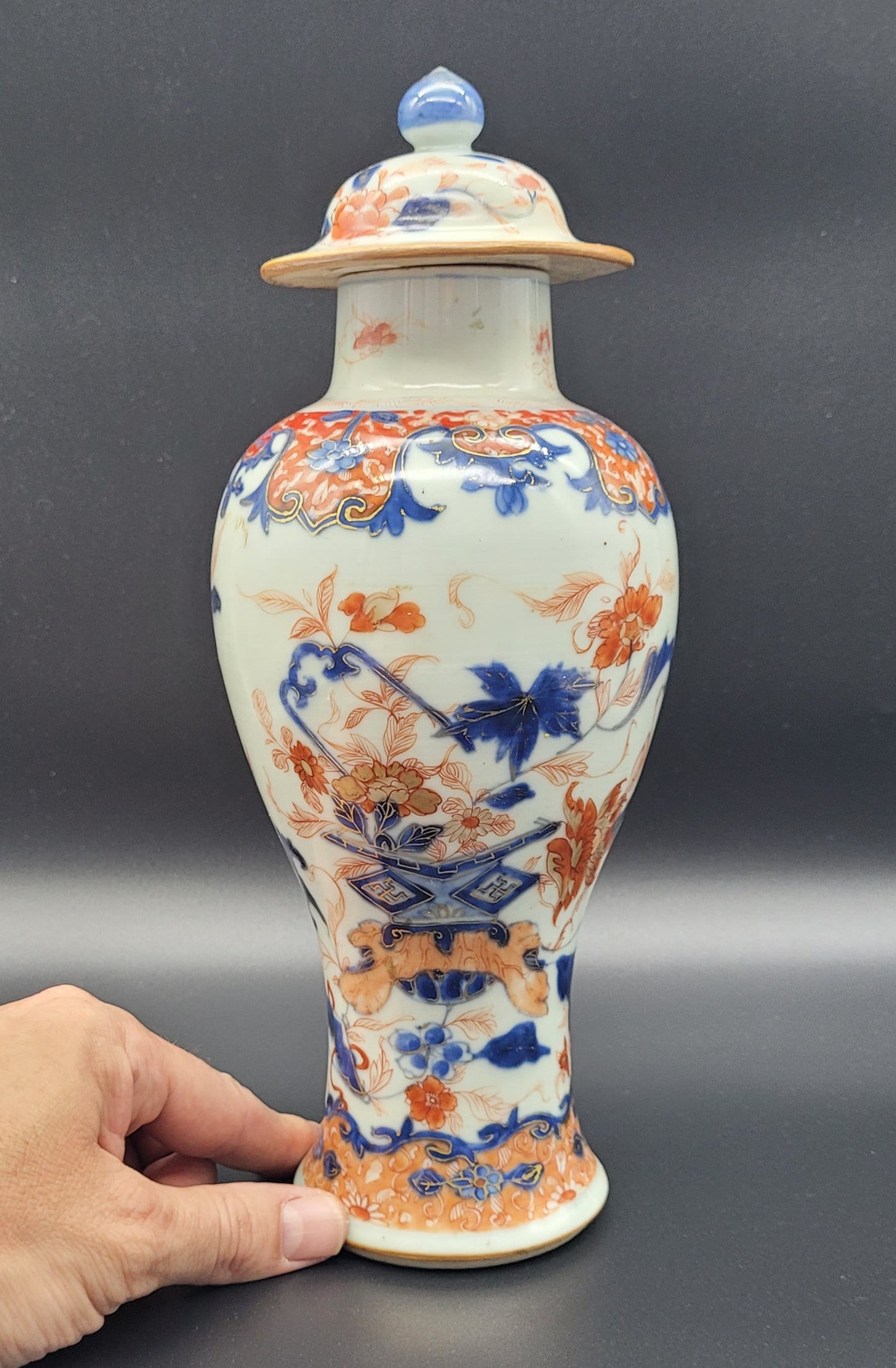 Kangxi blue and white porcelain 