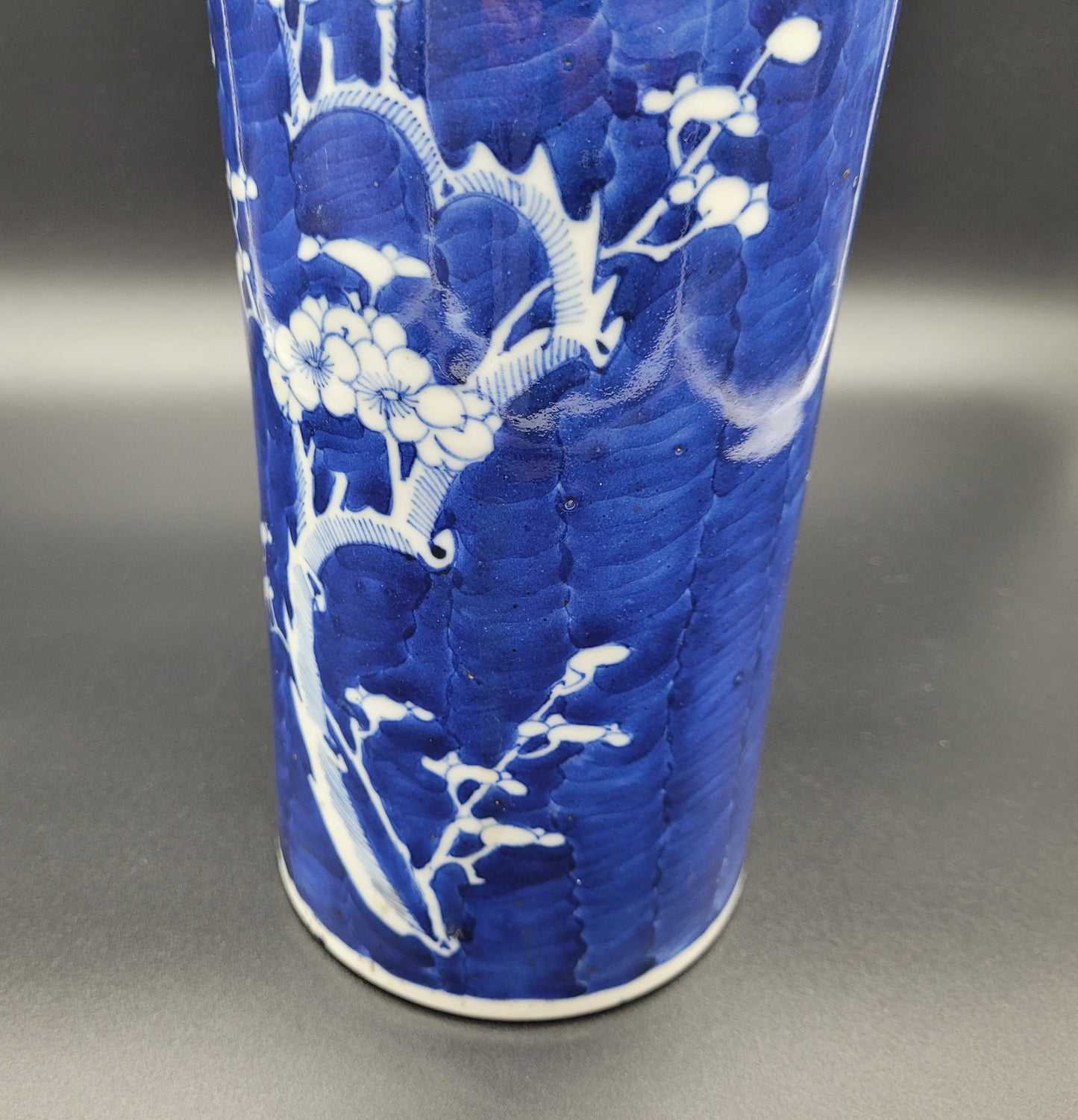Chinese Prunus Pattern blue white vase