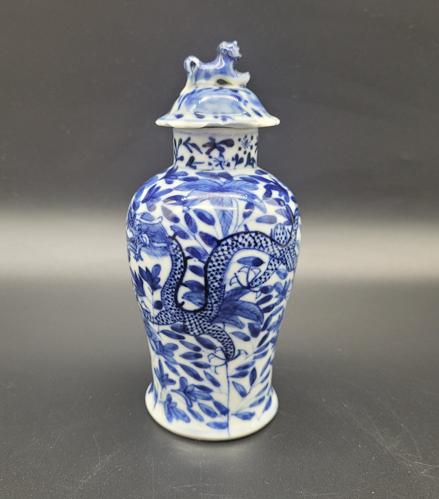 Antique Chinese Dragon Vase 19th Century 4 Character Mark