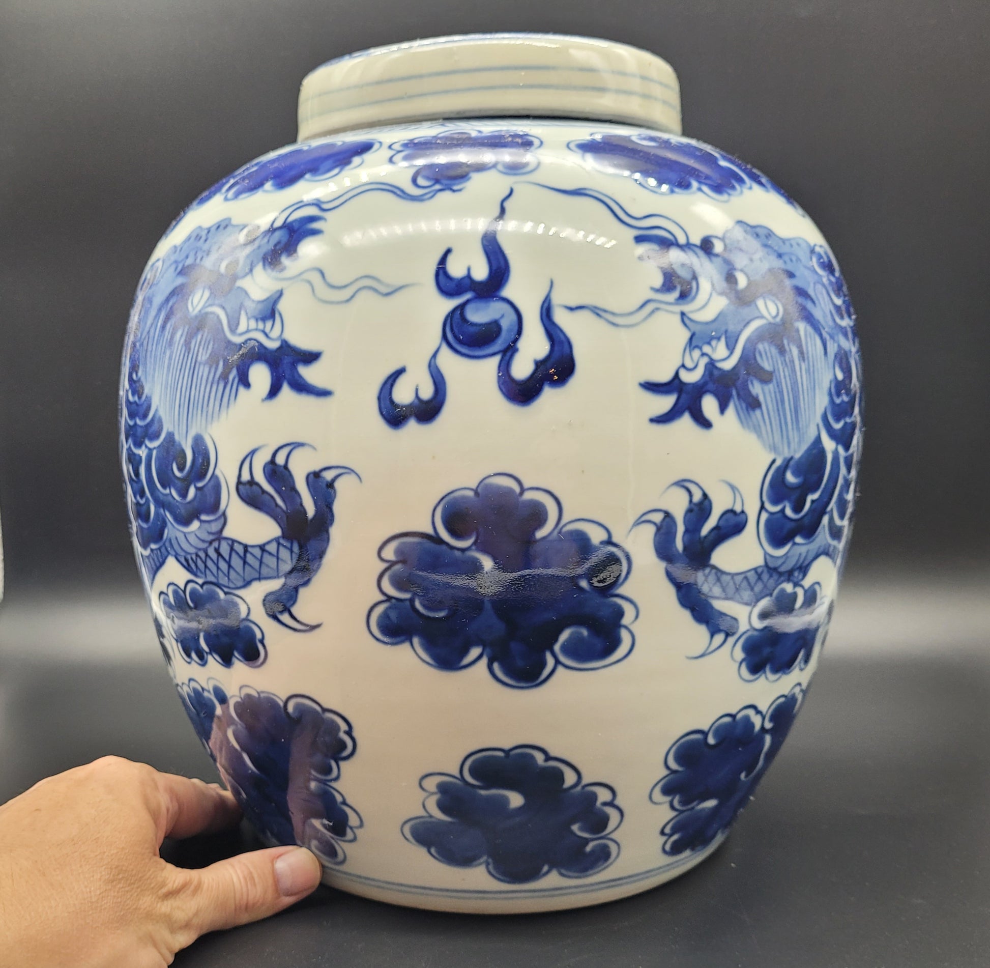 HUGE Chinese Dragon Ginger Jar Late 19th Early 20th Century