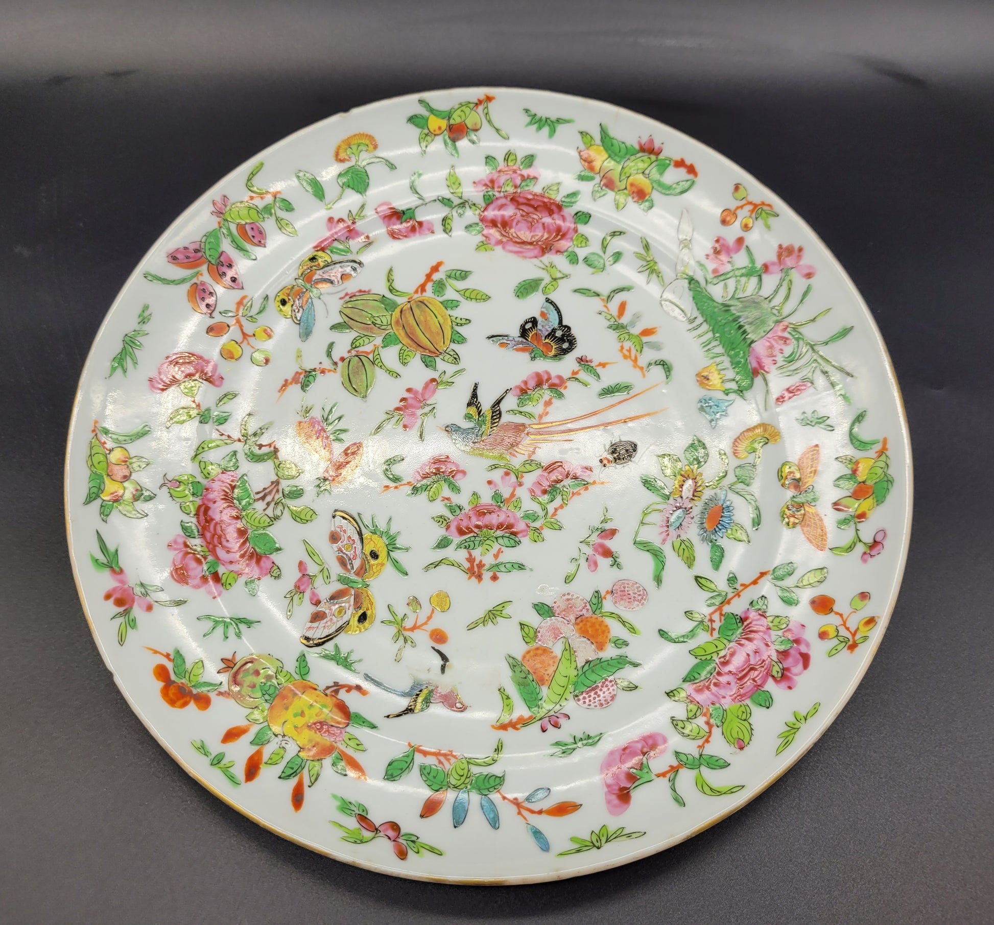 Chinese Late 18th century Famille Rose Shallow Bowl / Plate