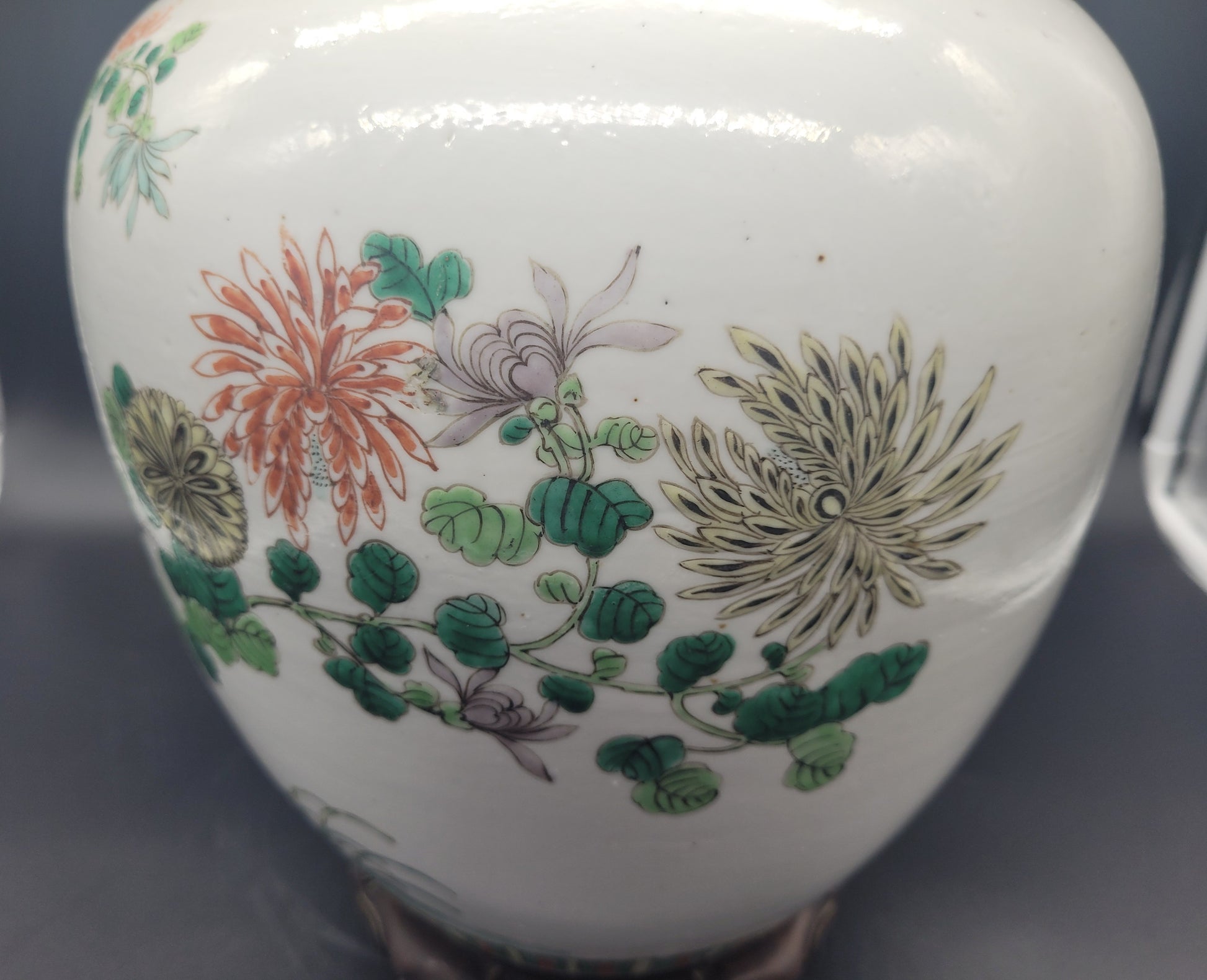 Beautiful LARGE Chinese Famille Vert Ginger Jar & Carved Wooden Stand  for sale at KB antiques