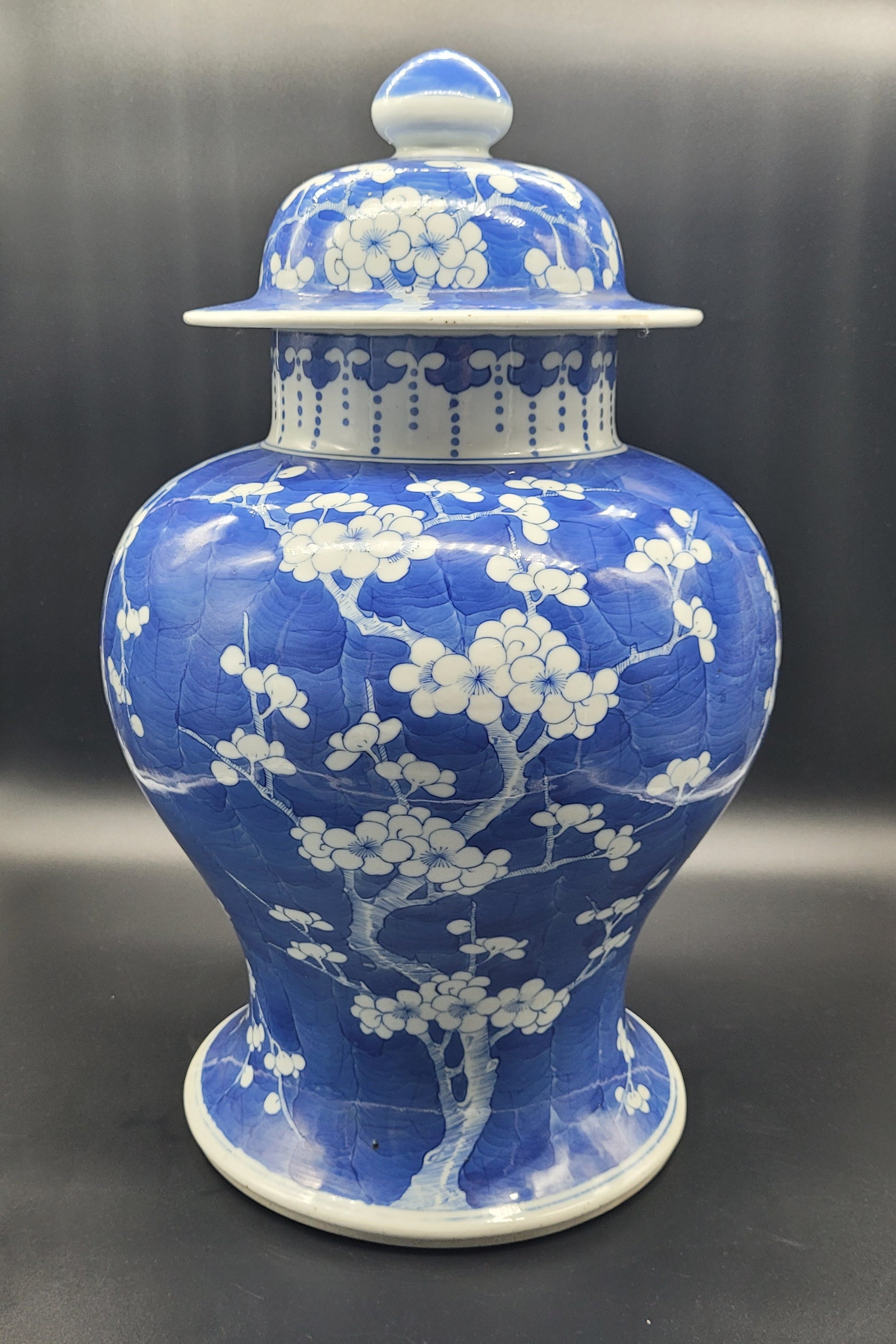 car boot sale finds Chinese Qing Prunus Pattern  Vase Temple Jar 19th Century